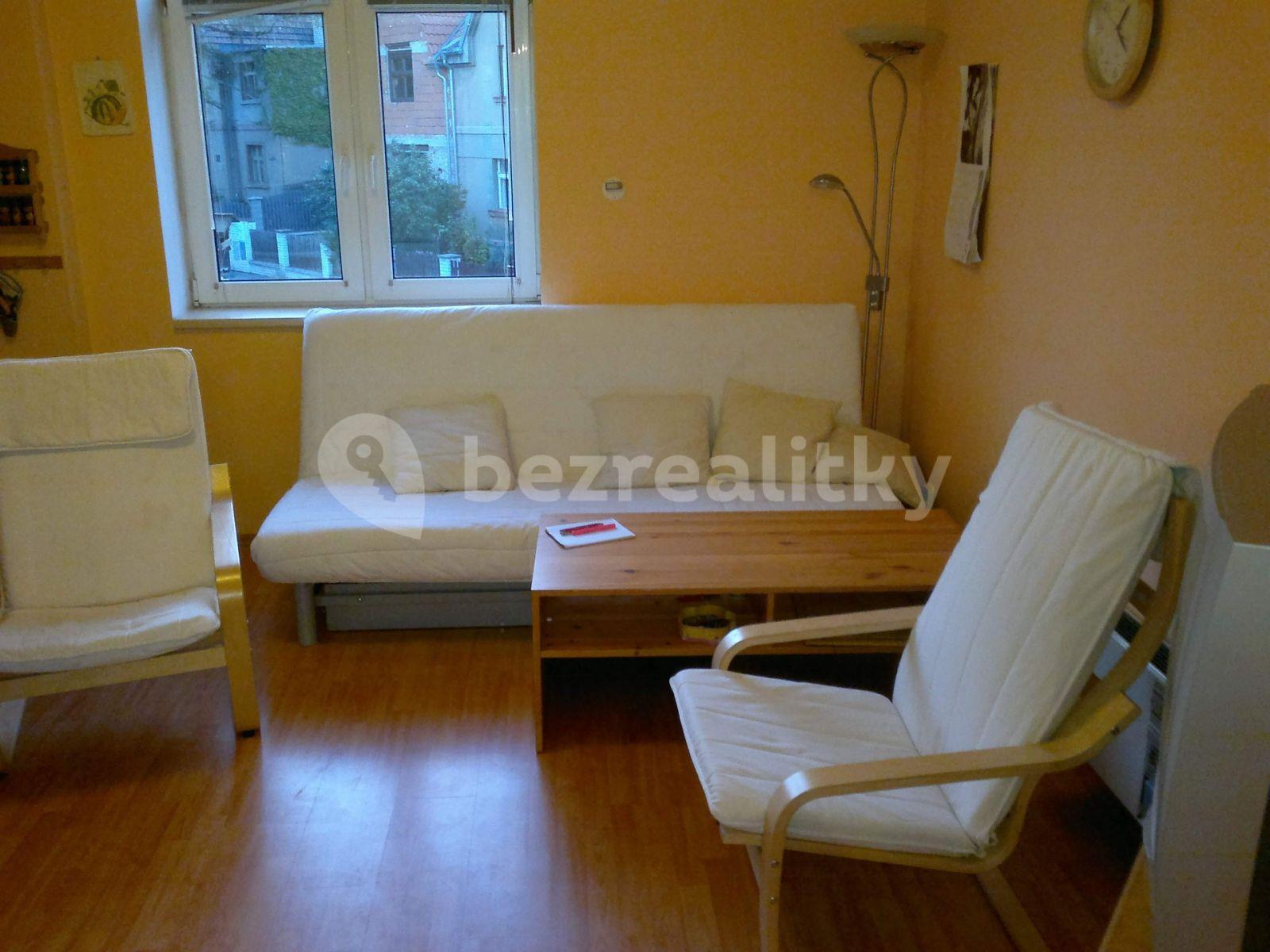 Pronájem bytu Garsoniéra 16 m², Hejtmanská, Praha, Praha