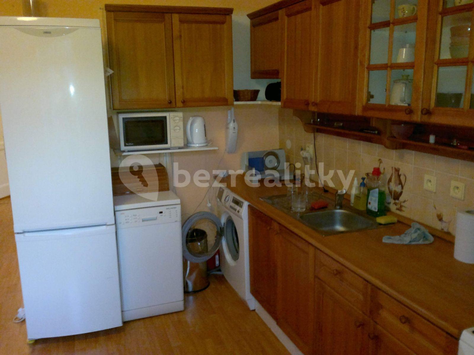 Pronájem bytu Garsoniéra 16 m², Hejtmanská, Praha, Praha