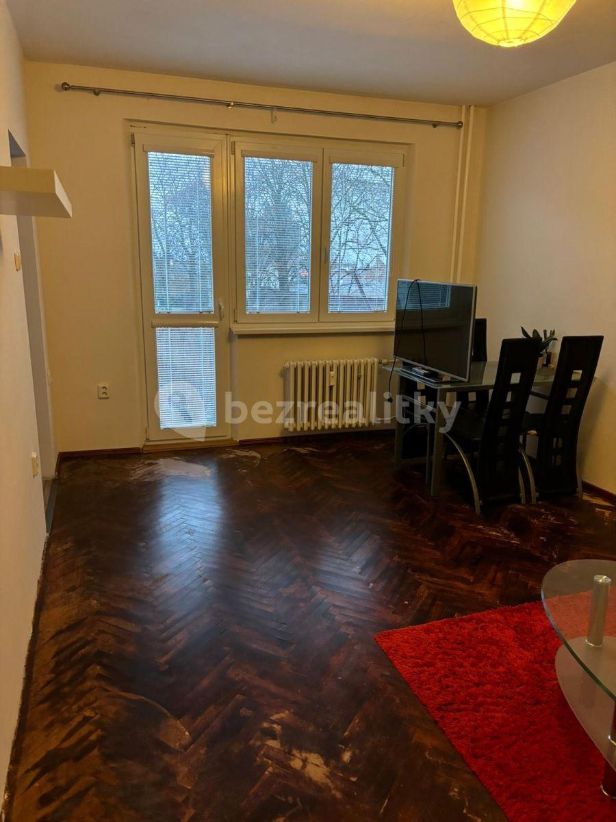 Pronájem bytu 3+1 68 m², Nádražní, Šternberk, Olomoucký kraj