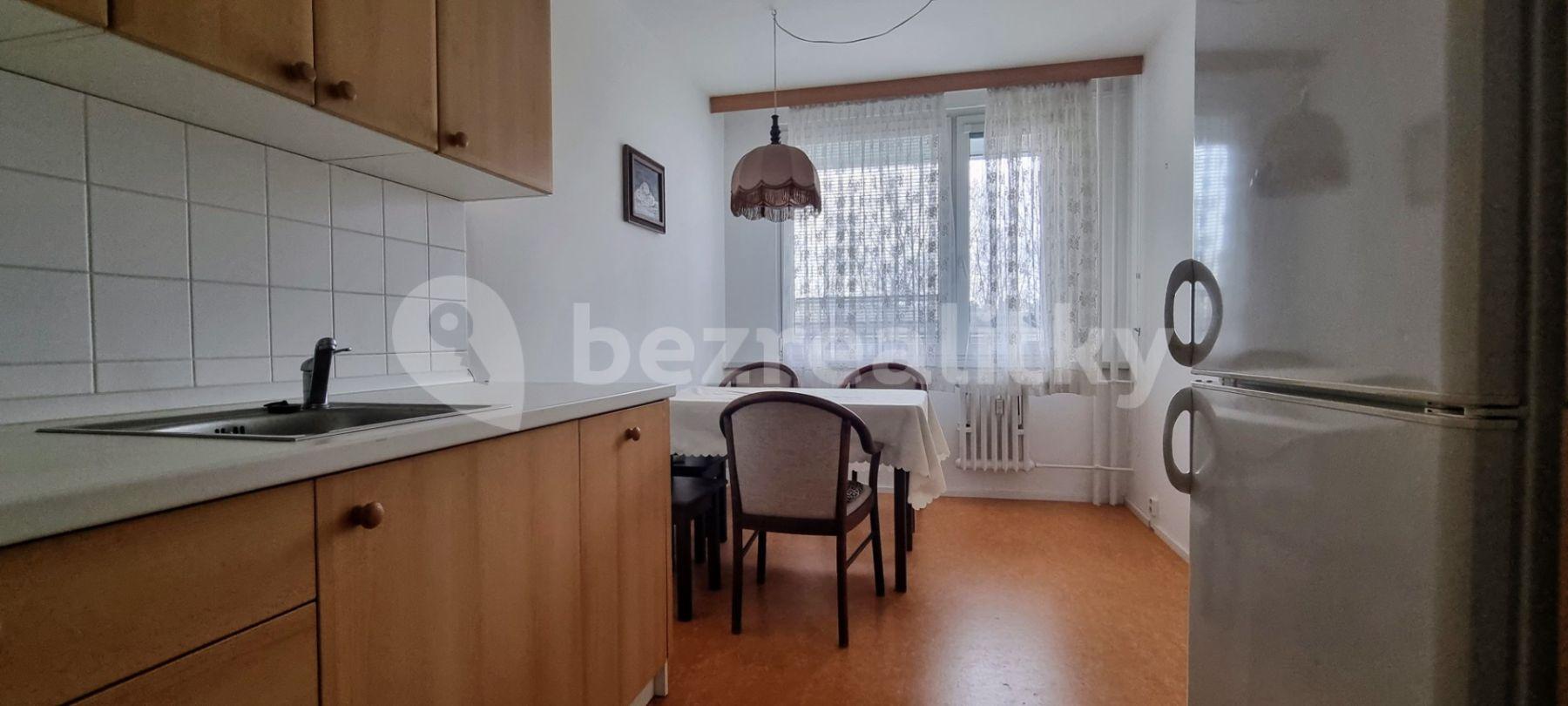 Pronájem bytu 3+1 76 m², Třebenická, Praha, Praha