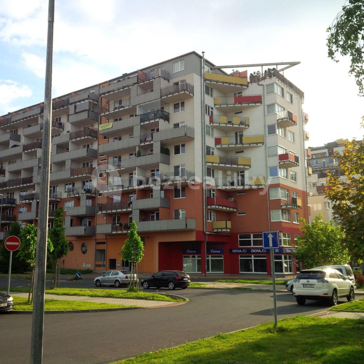 Pronájem bytu 1+kk 38 m², Podkovářská, Praha, Praha