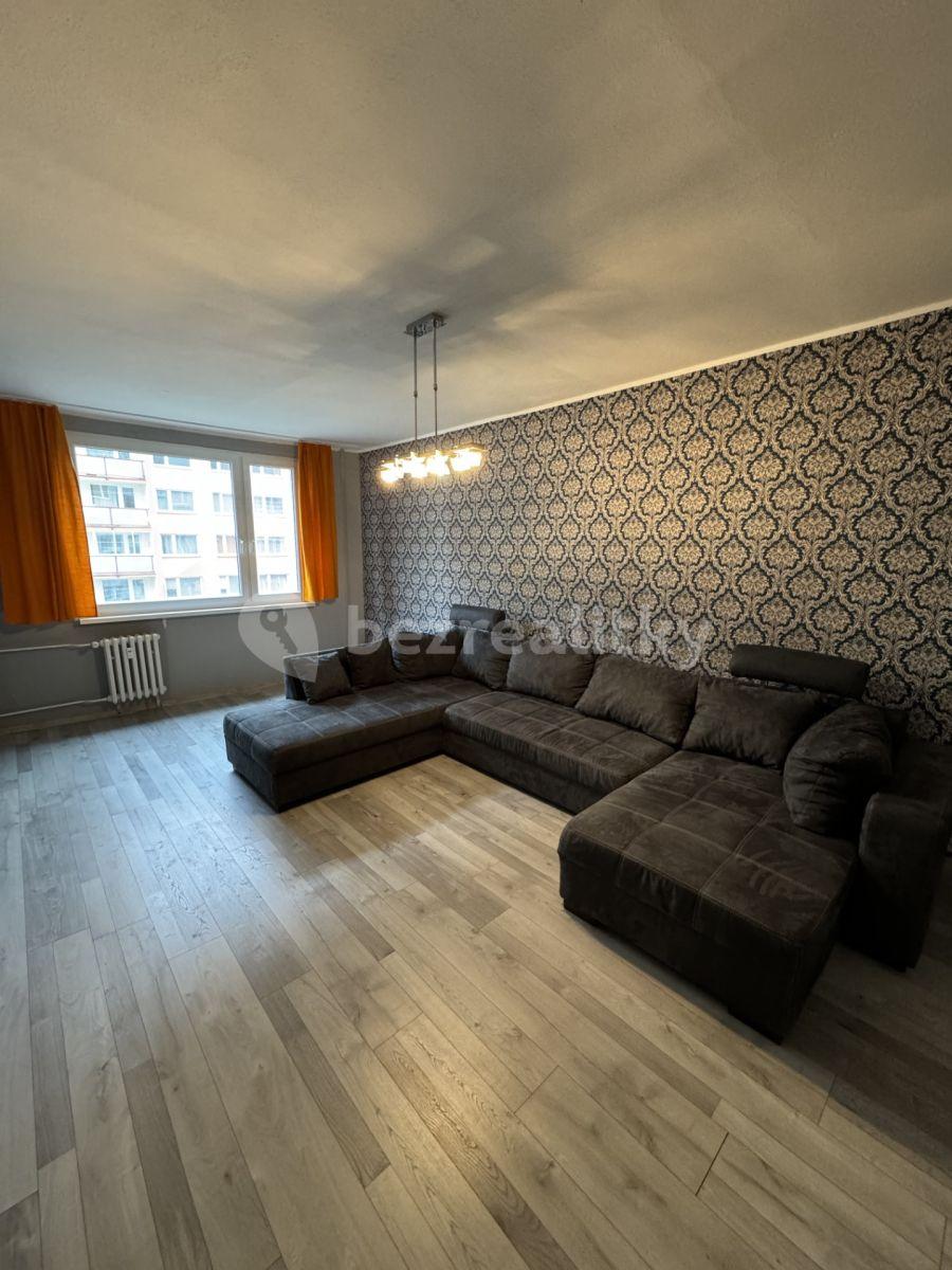 Pronájem bytu 2+1 63 m², Karla Čapka, Krupka, Ústecký kraj