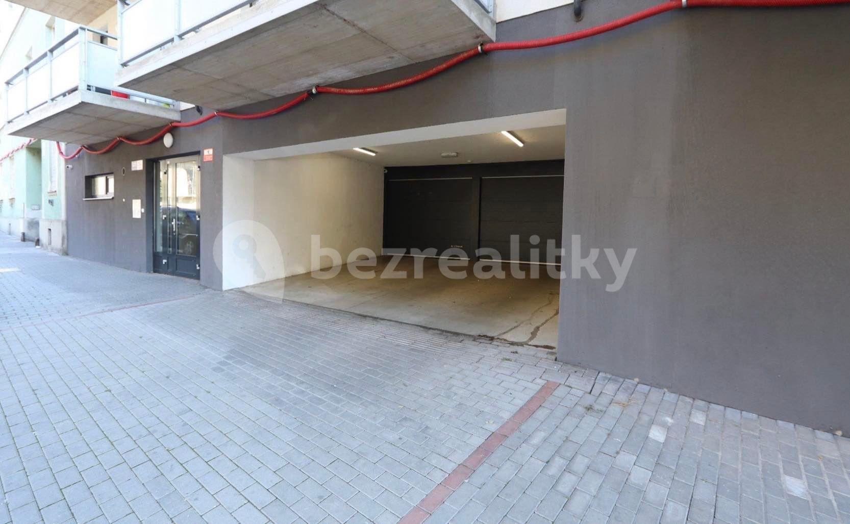 Prodej garáže 20 m², Přadlácká, Brno, Jihomoravský kraj