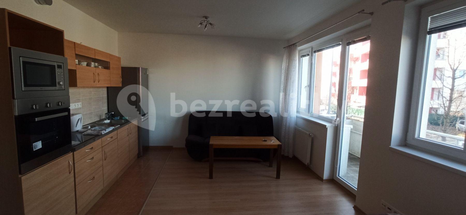 Pronájem bytu 1+kk 31 m², Farkašova, Praha, Praha