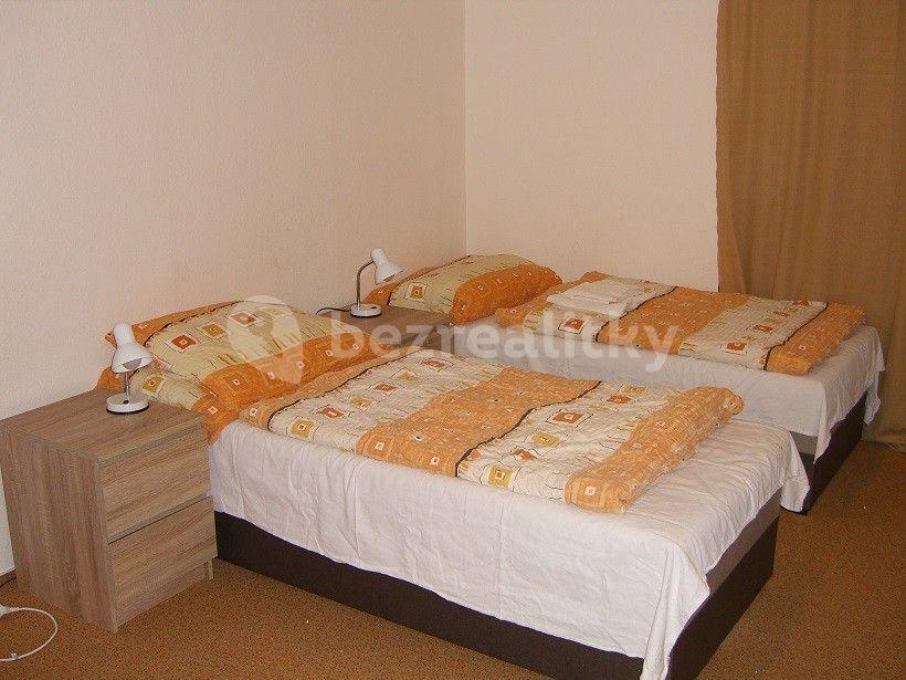 Pronájem bytu 1+kk 27 m², Ke Stírce, Praha, Praha