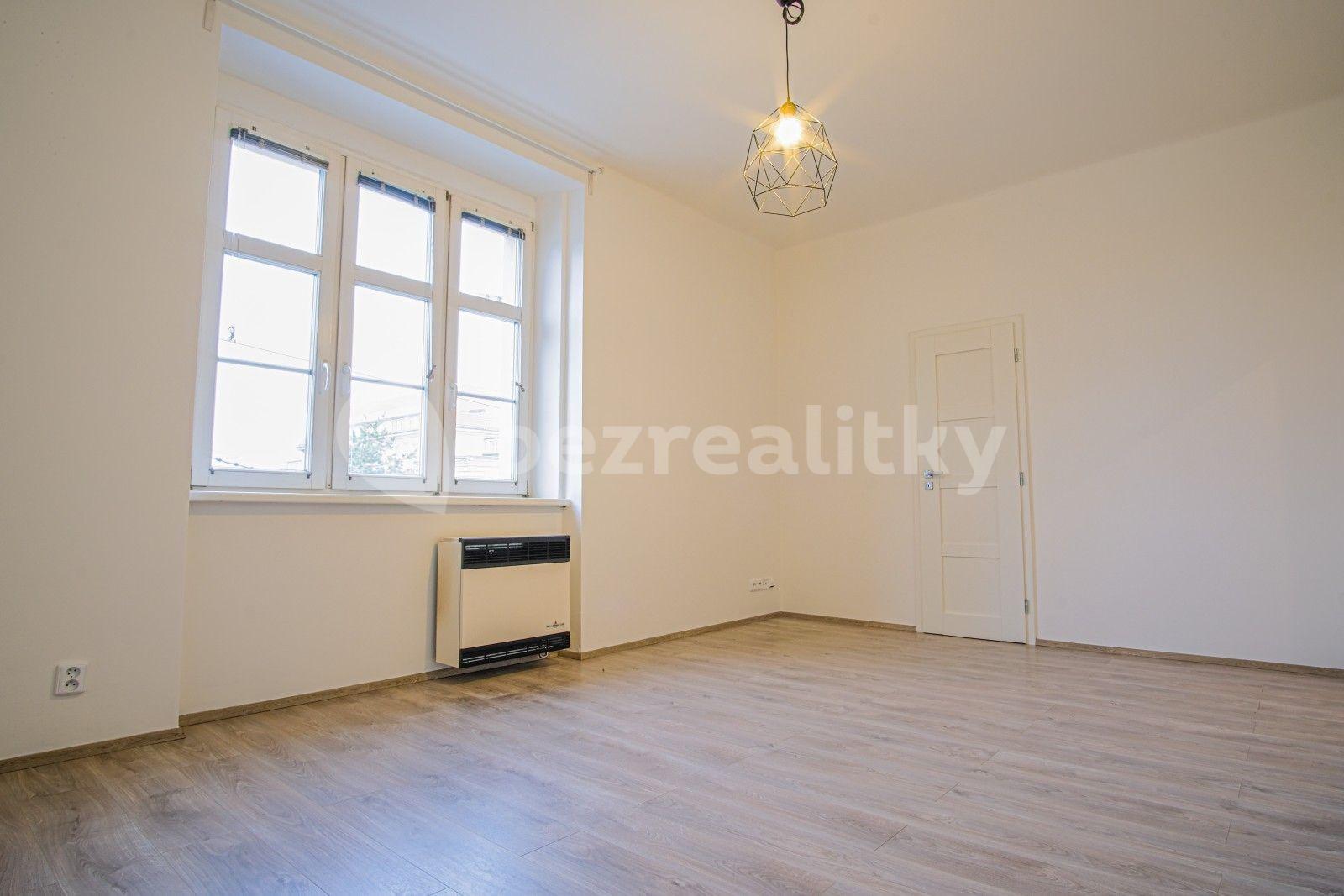 Prodej bytu 1+kk 37 m², 5. května, Praha, Praha