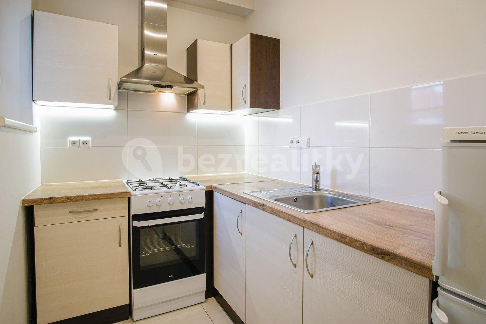 Prodej bytu 1+kk 37 m², 5. května, Praha, Praha