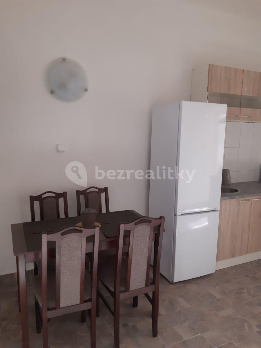 Pronájem bytu 1+1 42 m², Slivenecká, Praha, Praha