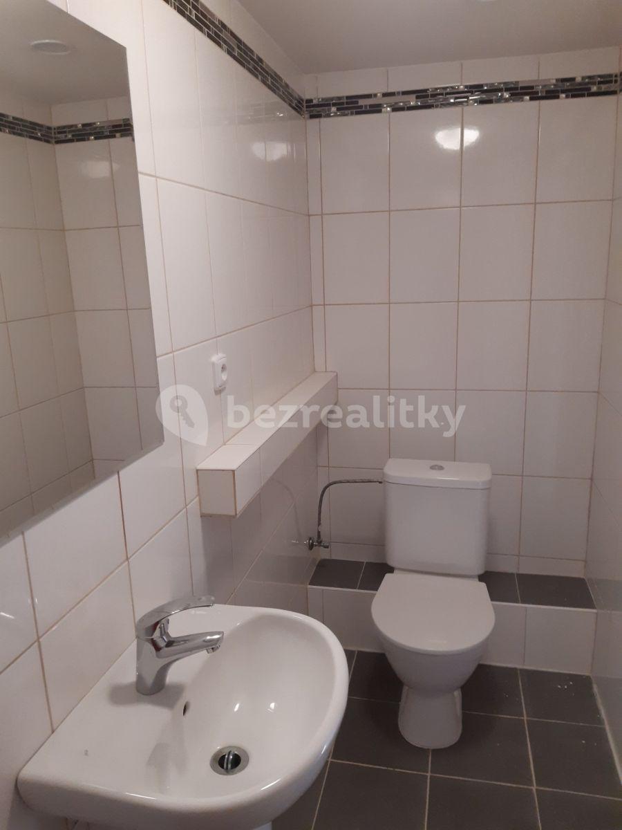 Pronájem bytu 1+1 42 m², Slivenecká, Praha, Praha