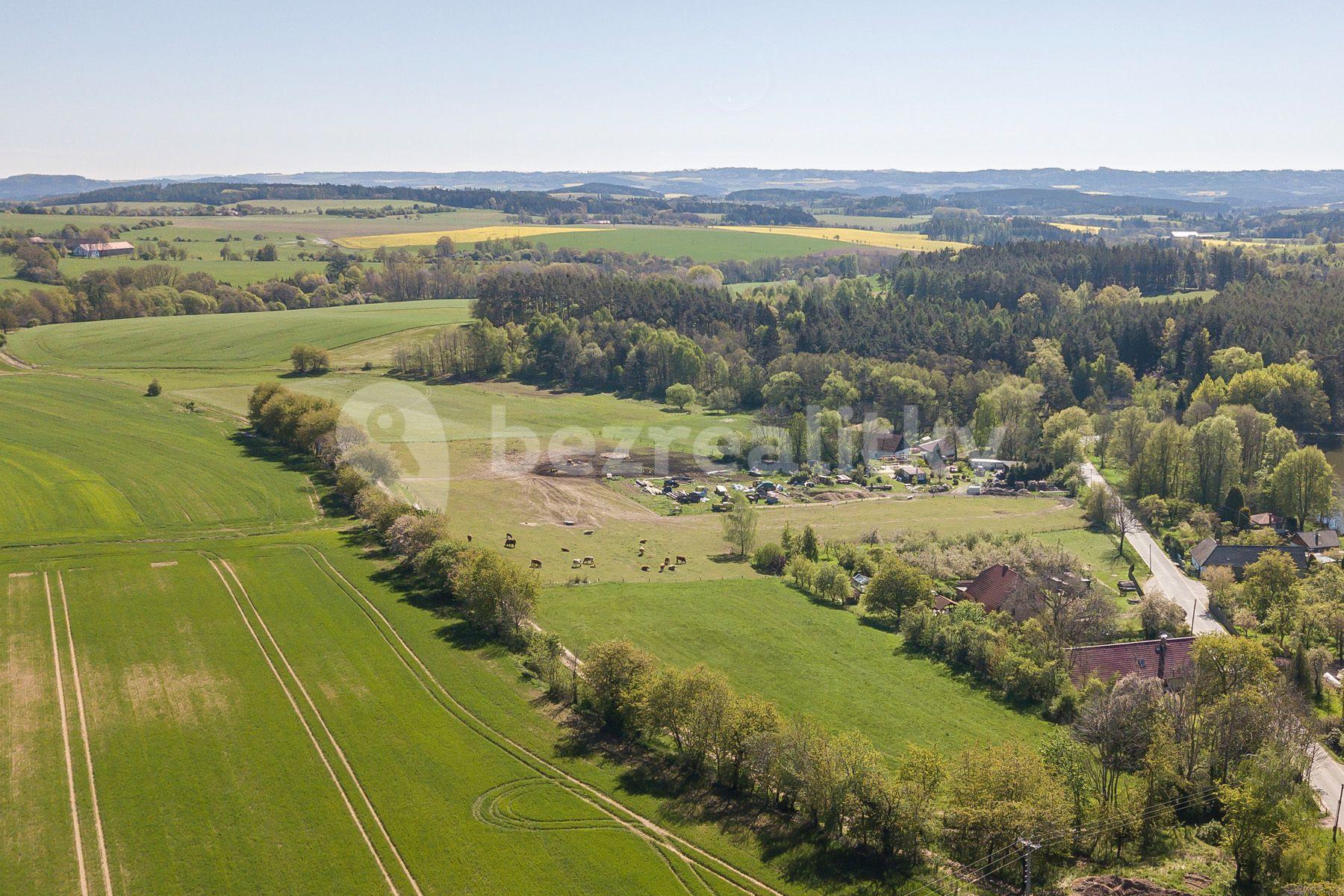 Prodej pozemku 2.322 m², Bořetice, Neustupov, Středočeský kraj