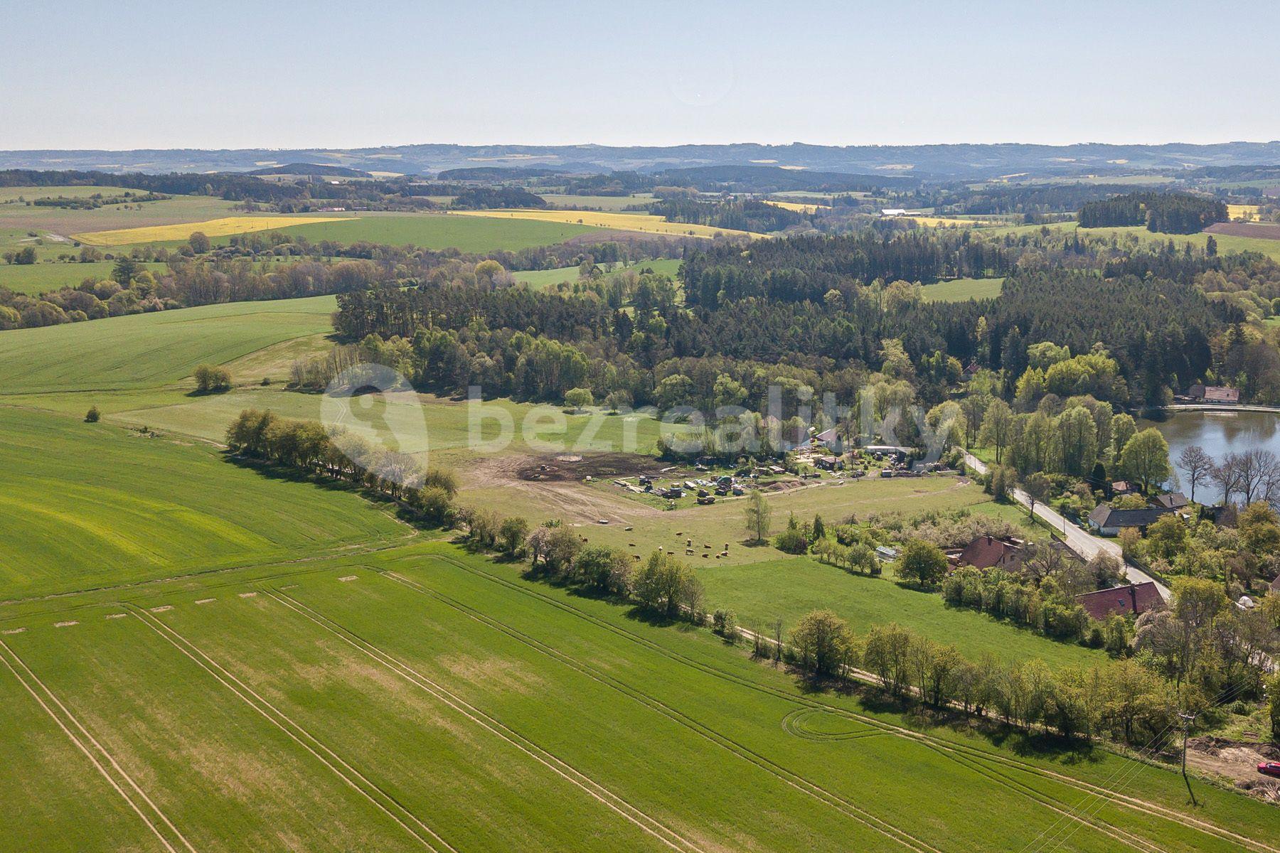 Prodej pozemku 2.322 m², Bořetice, Neustupov, Středočeský kraj