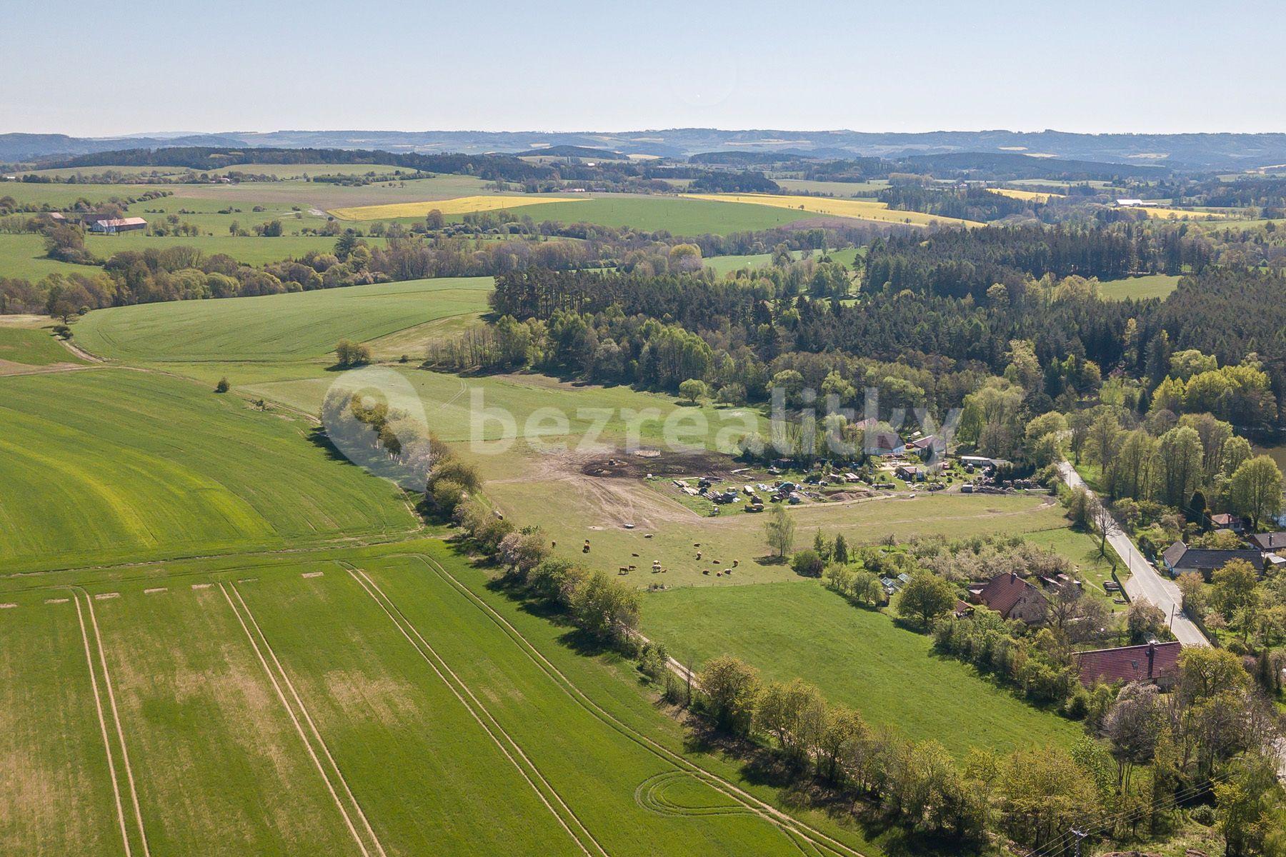 Prodej pozemku 2.322 m², Bořetice, Neustupov, Středočeský kraj