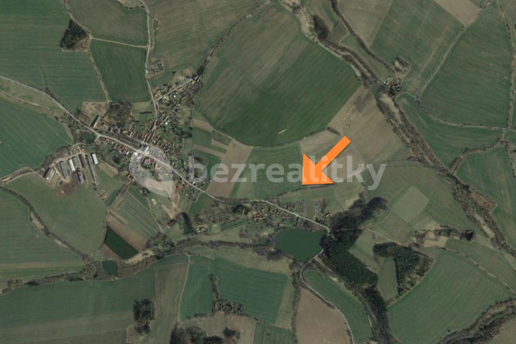 Prodej pozemku 2.322 m², Bořetice, Neustupov, Středočeský kraj