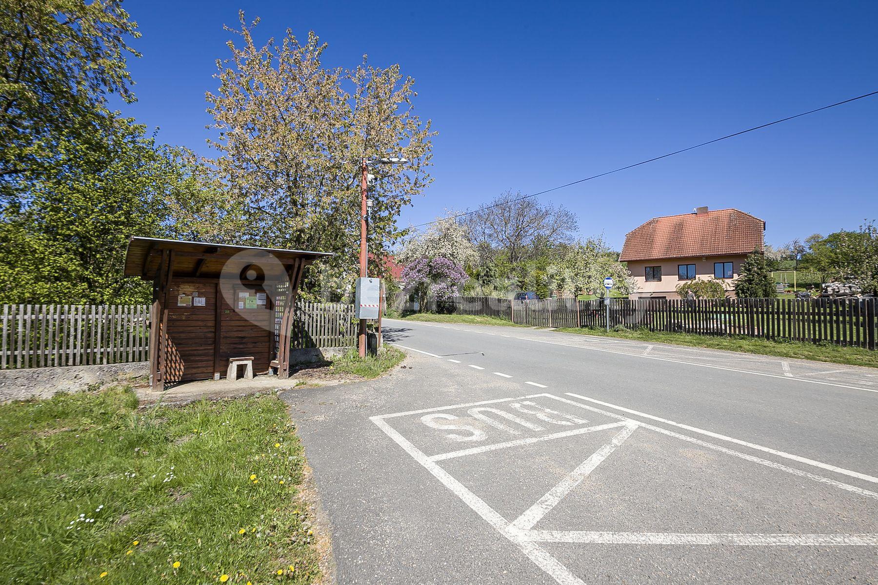 Prodej pozemku 2.322 m², Bořetice, Neustupov, Středočeský kraj