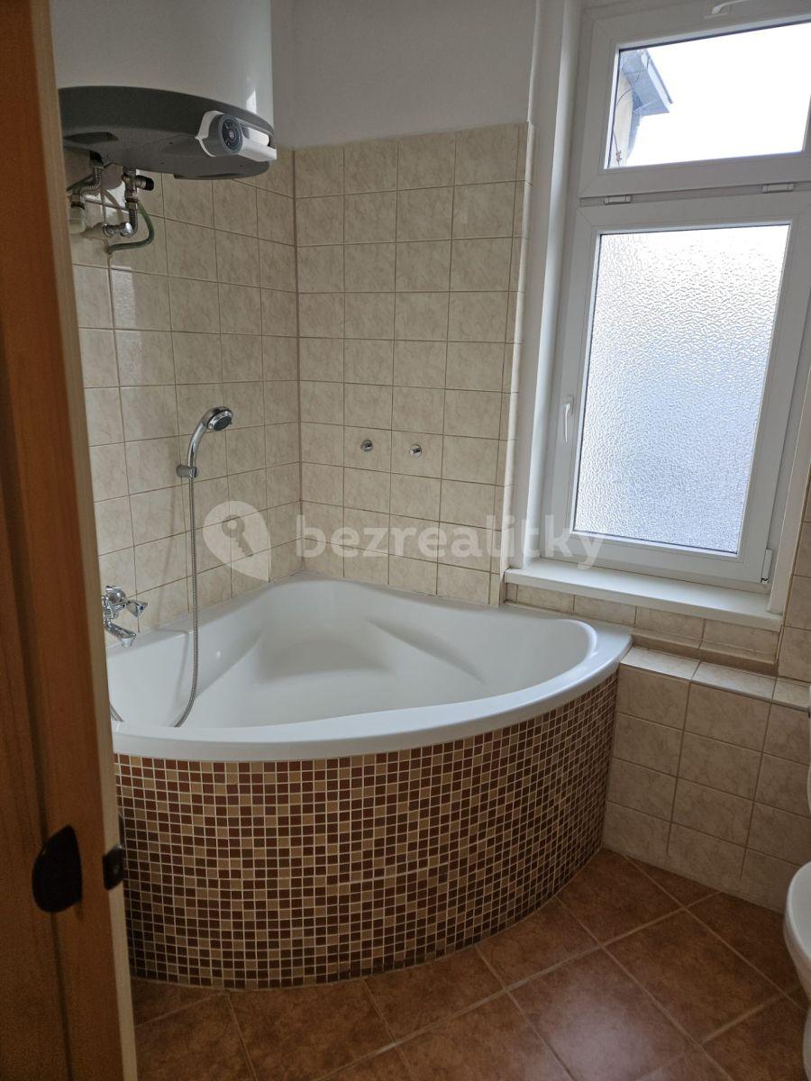 Pronájem bytu 1+kk 32 m², Sokolovská, Praha, Praha