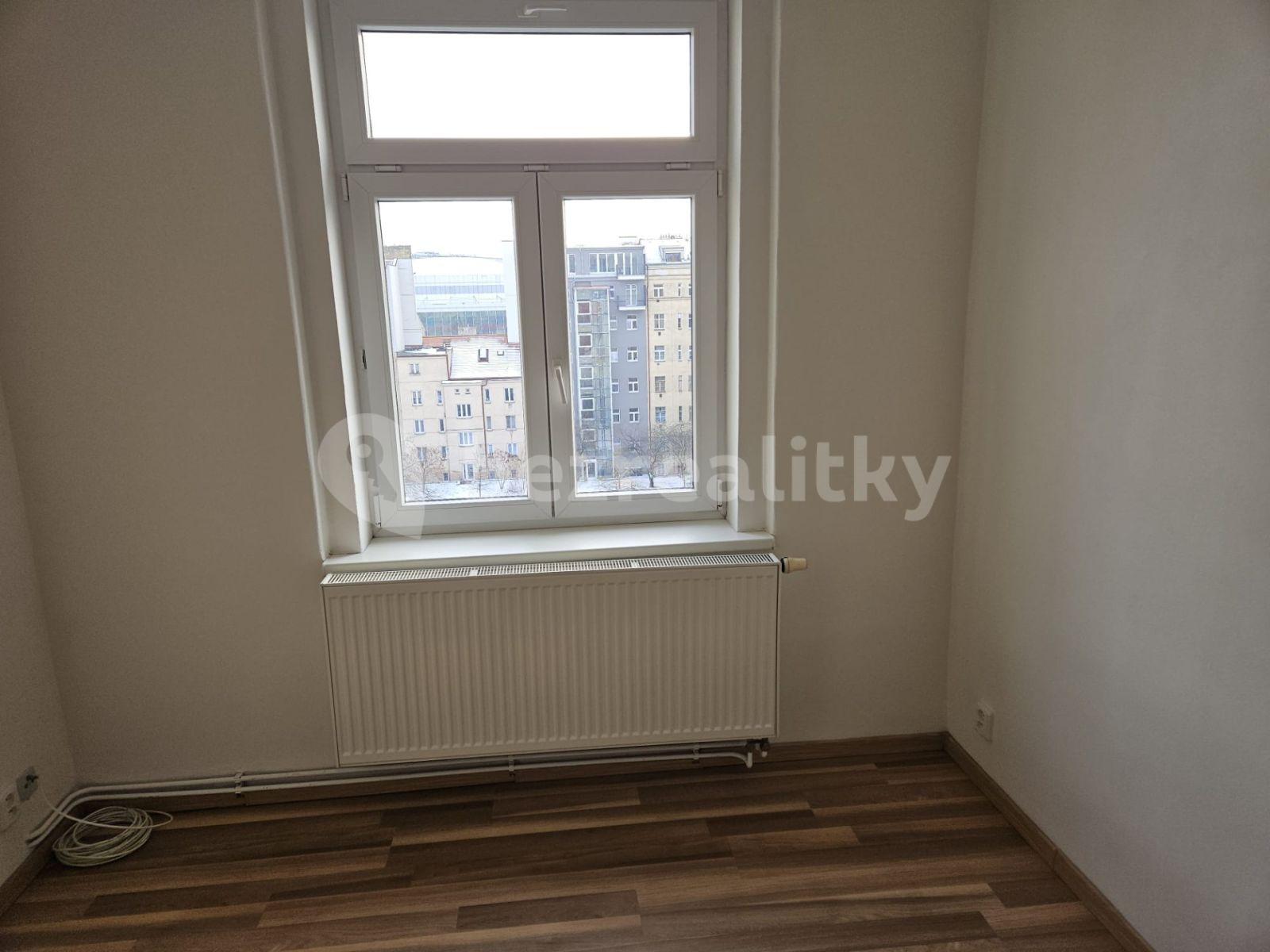 Pronájem bytu 1+kk 32 m², Sokolovská, Praha, Praha