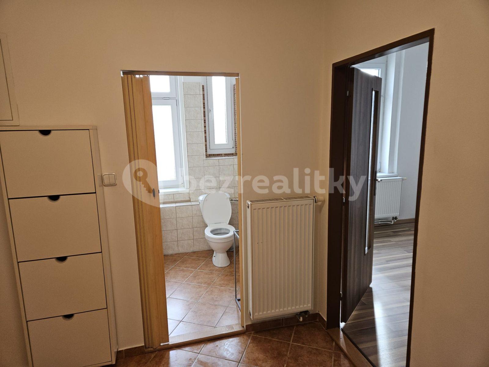 Pronájem bytu 1+kk 32 m², Sokolovská, Praha, Praha