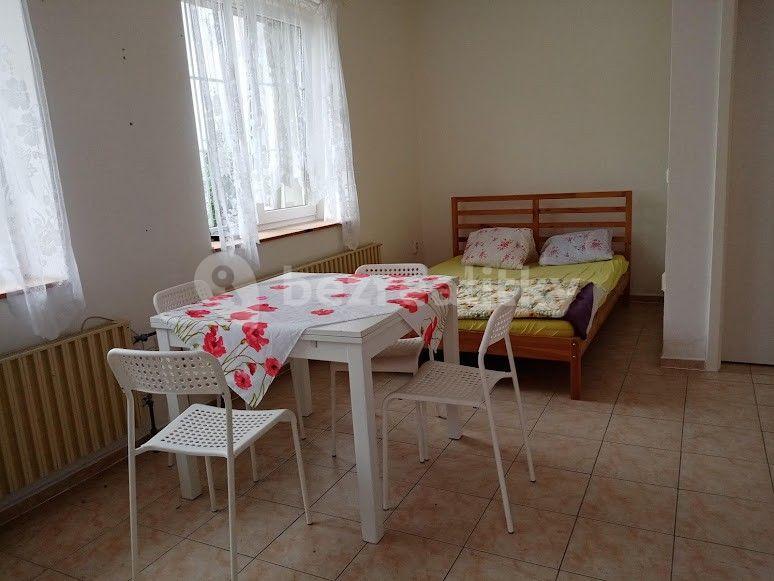 Pronájem bytu 2+kk 40 m², Nová, Radostice, Jihomoravský kraj