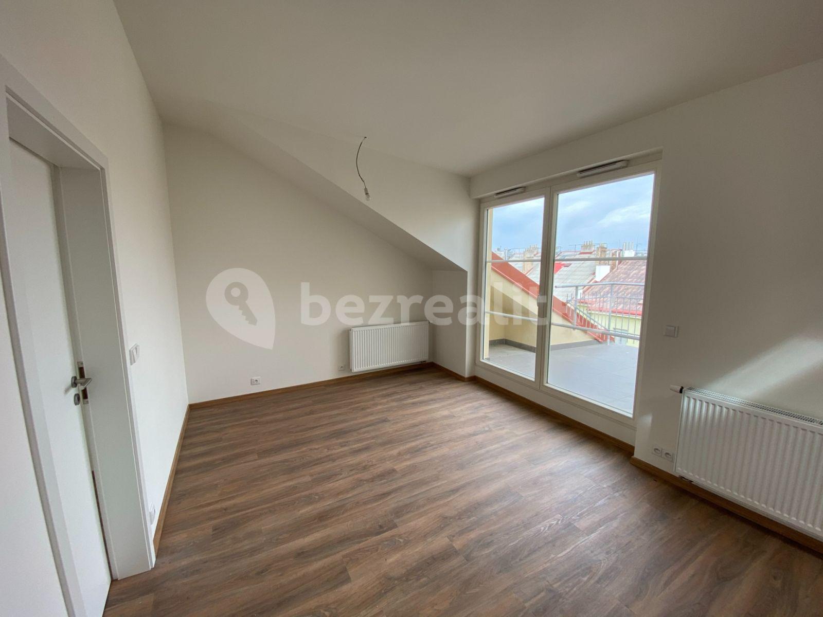 Pronájem bytu 2+kk 57 m², Šaldova, Praha, Praha