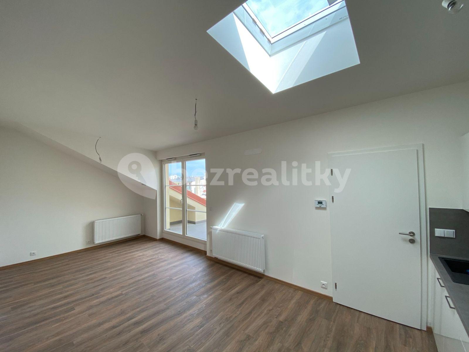 Pronájem bytu 2+kk 57 m², Šaldova, Praha, Praha