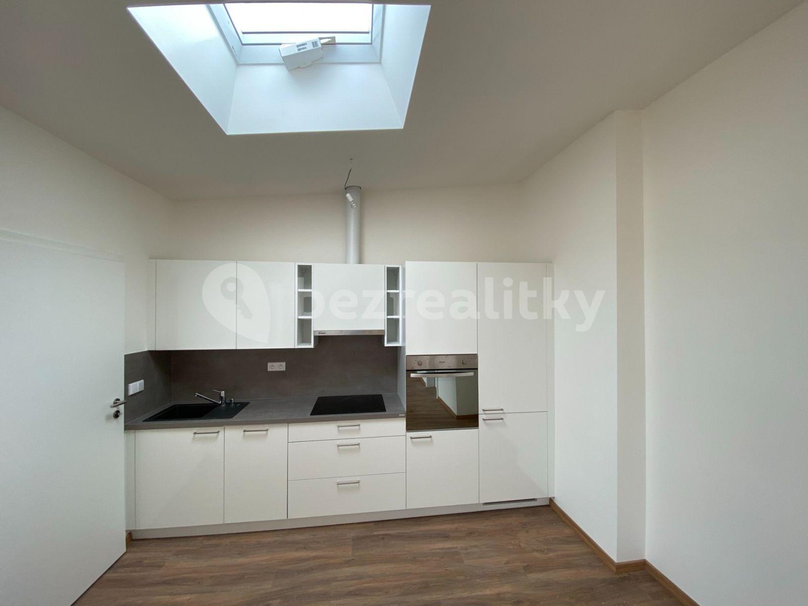 Pronájem bytu 2+kk 57 m², Šaldova, Praha, Praha