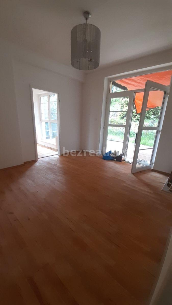 Pronájem bytu 4+1 100 m², Dubnická, Praha, Praha