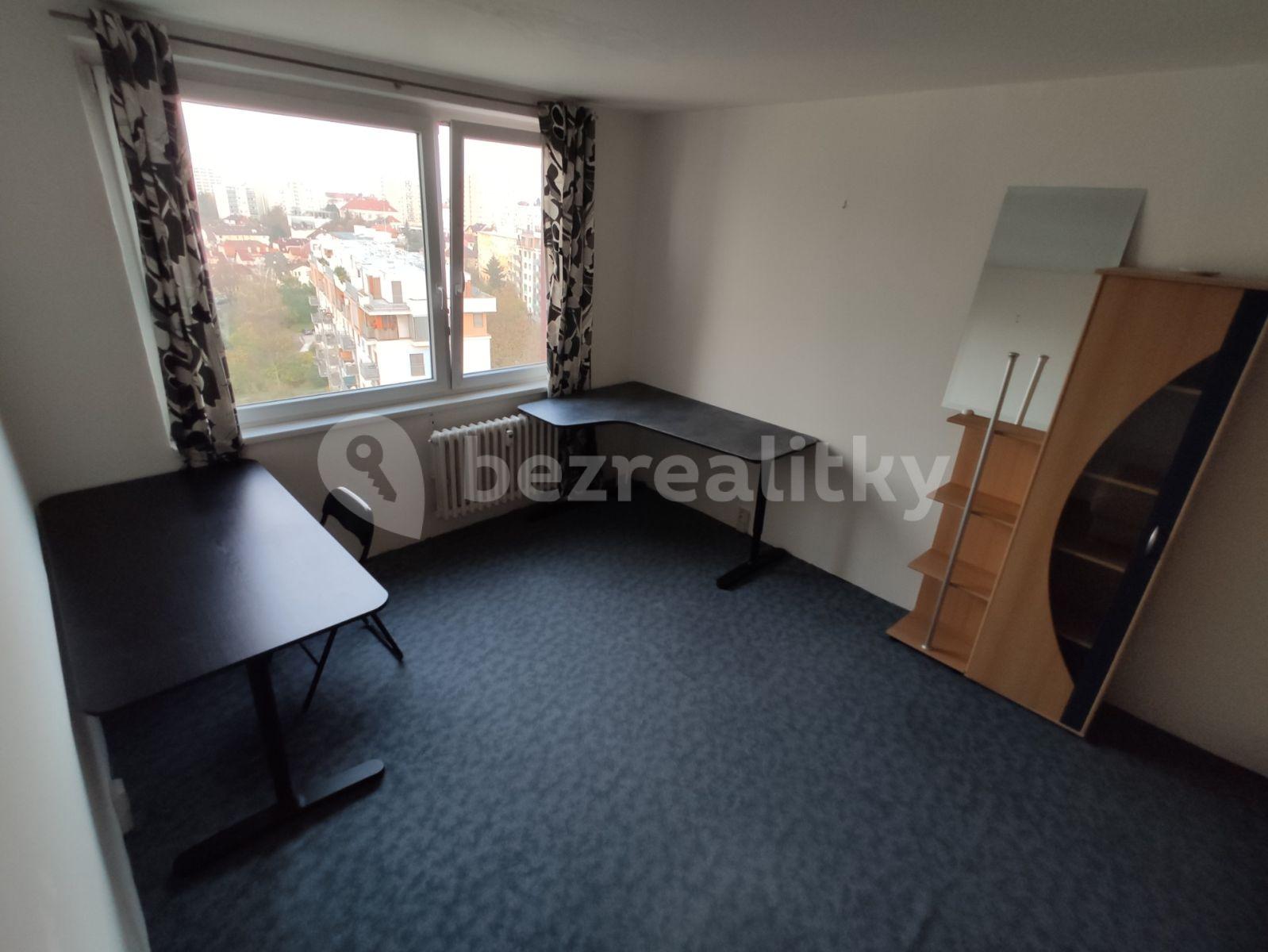 Pronájem bytu 3+1 85 m², Pod Lipami, Praha, Praha