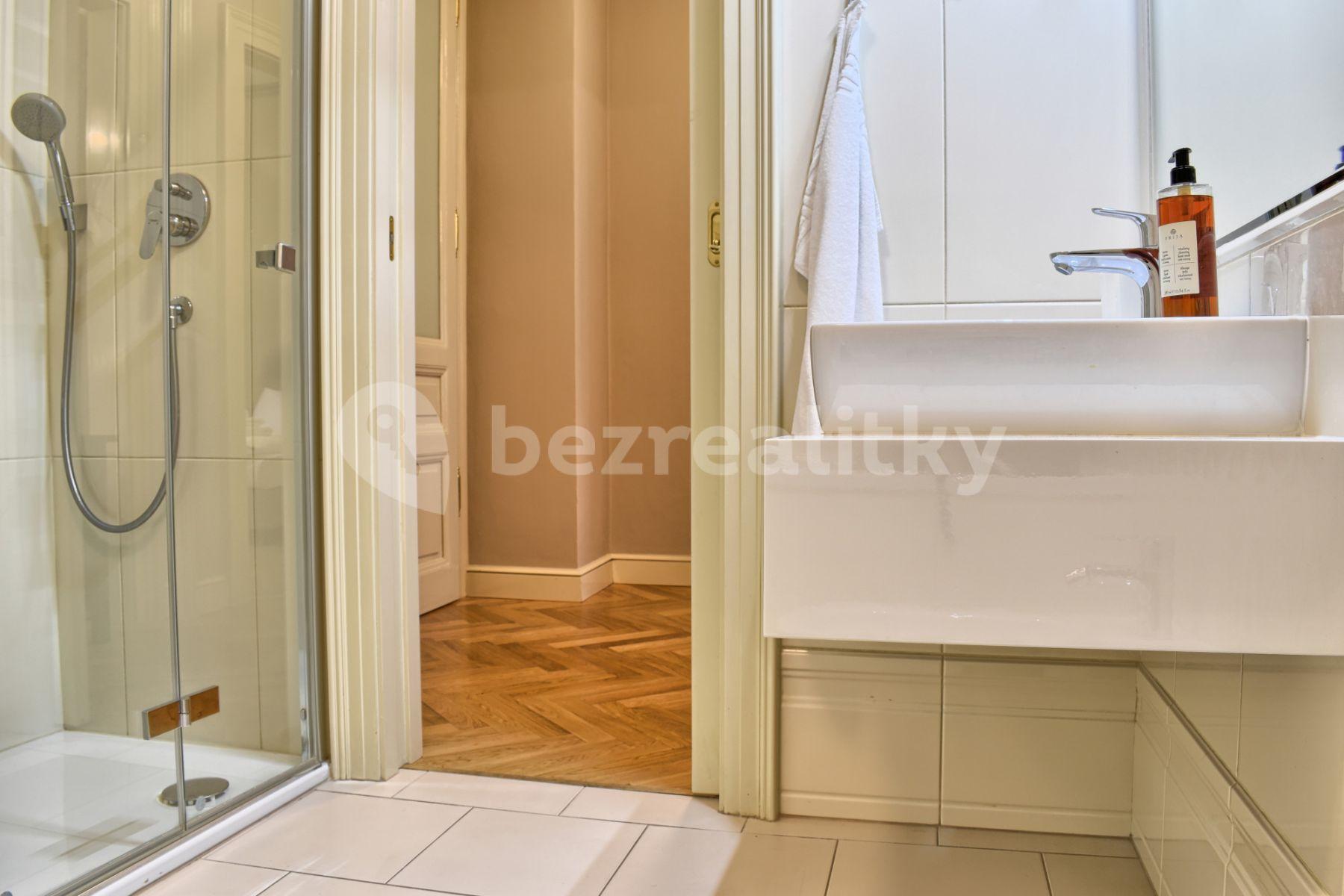 Pronájem bytu 3+1 100 m², U Milosrdných, Praha, Praha