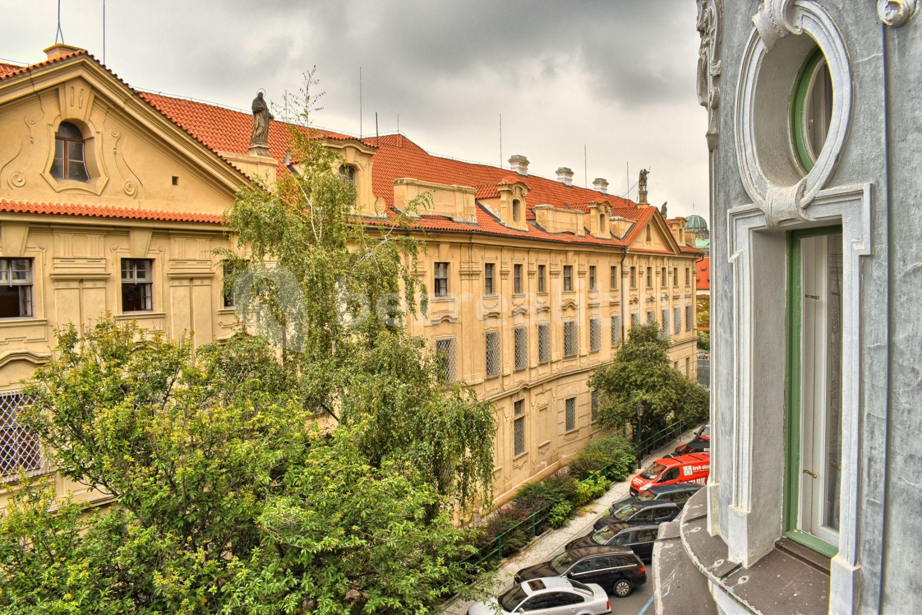 Pronájem bytu 3+1 100 m², U Milosrdných, Praha, Praha