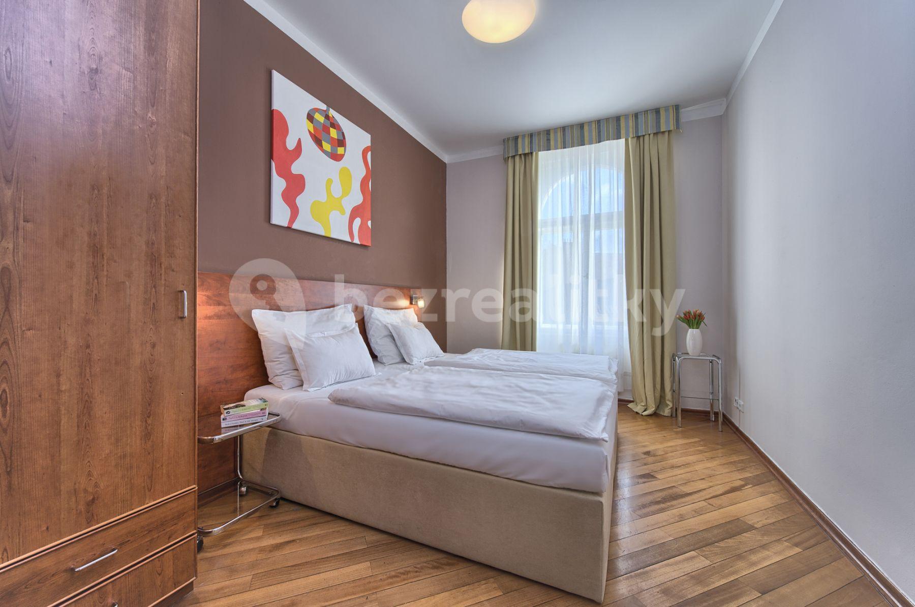 Pronájem bytu 2+kk 65 m², Masná, Praha, Praha