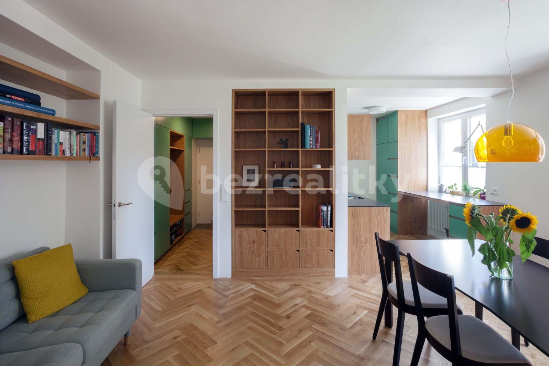 Pronájem bytu 1+kk 35 m², Krásného, Praha, Praha