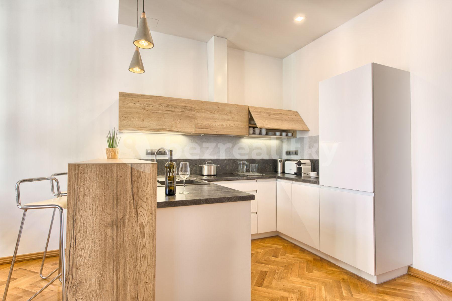 Pronájem bytu 3+1 97 m², Dušní, Praha, Praha