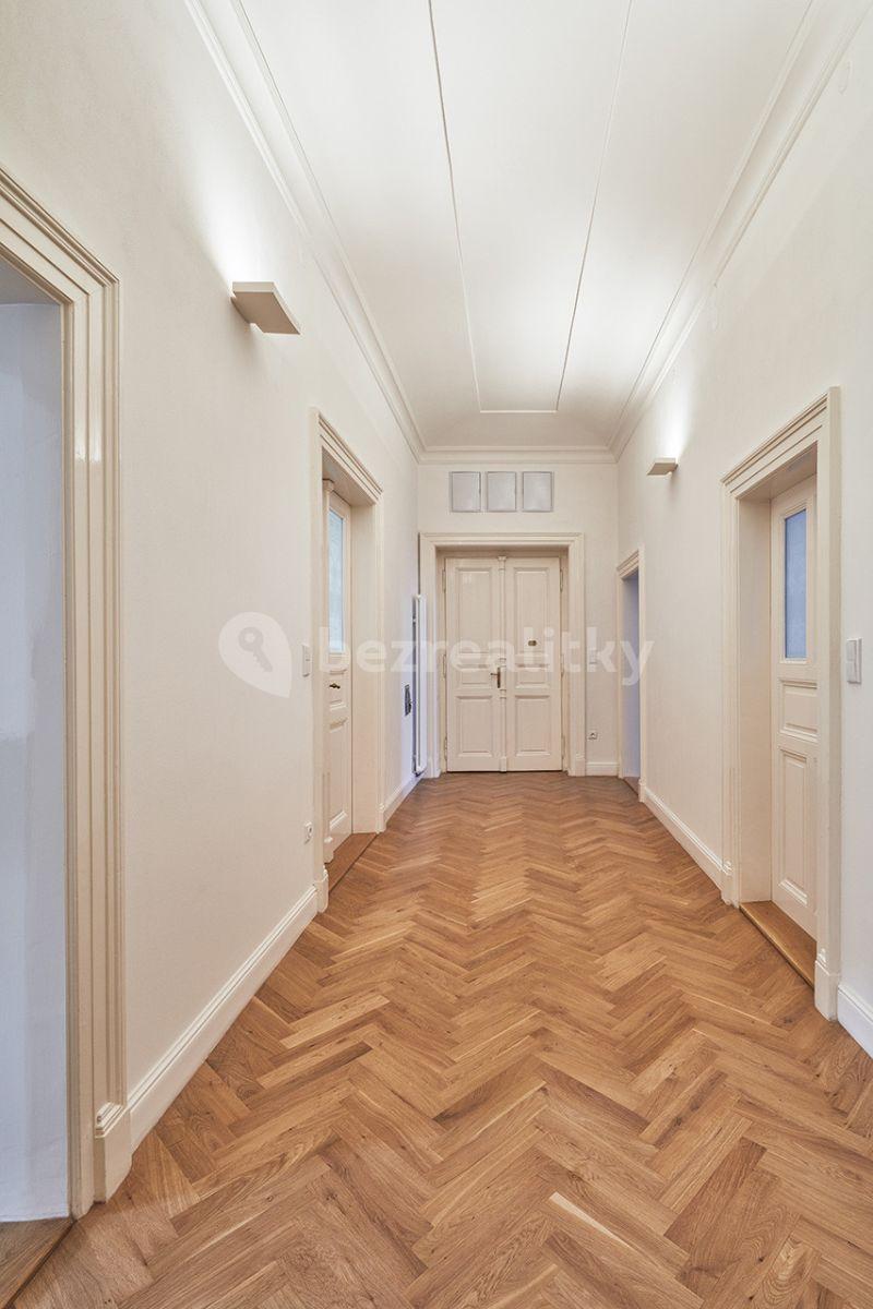 Pronájem bytu 3+1 143 m², Újezd, Praha, Praha