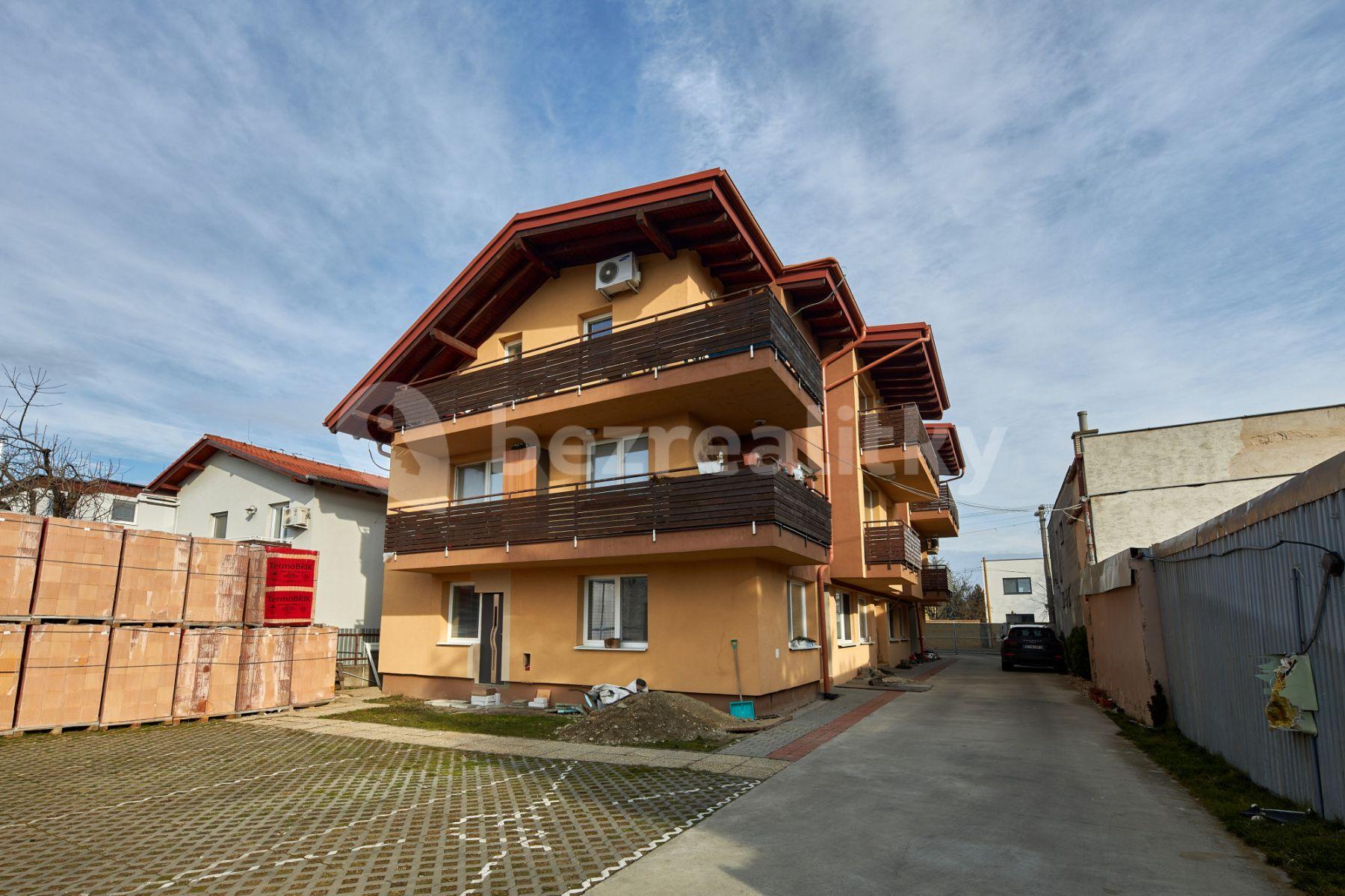 Pronájem bytu 2+1 58 m², Hradská, Vrakuňa, Bratislavský kraj