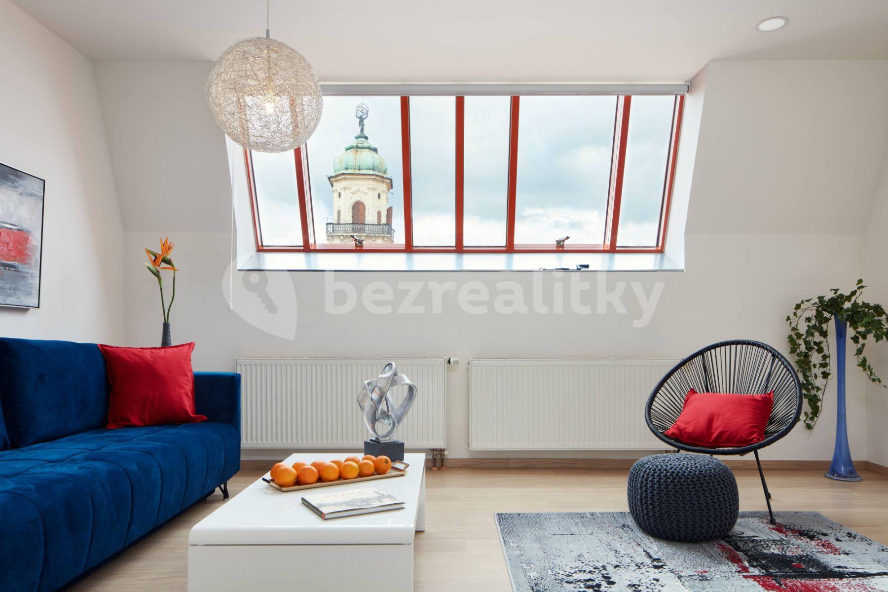 Pronájem bytu 2+1 70 m², Karlova, Praha, Praha