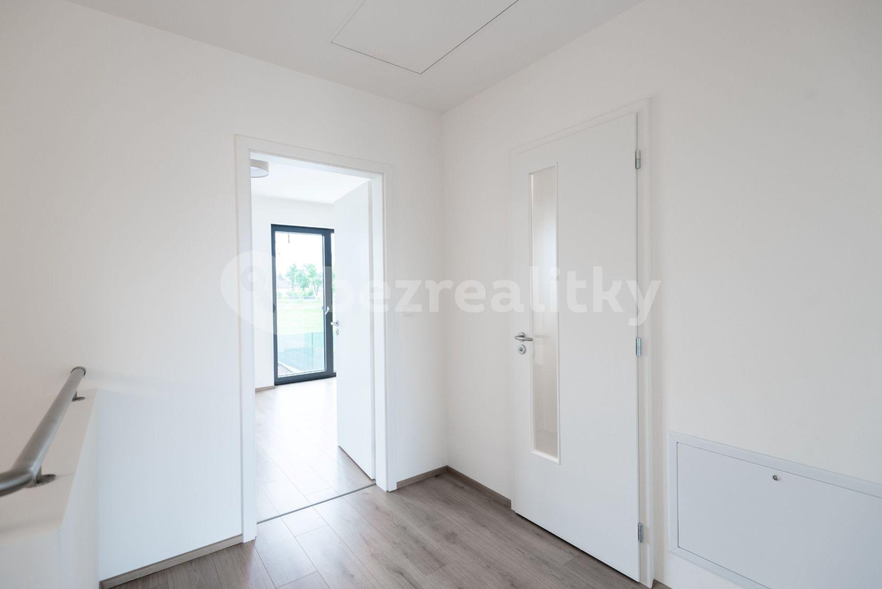 Prodej bytu 4+kk 106 m², Mořina, Středočeský kraj