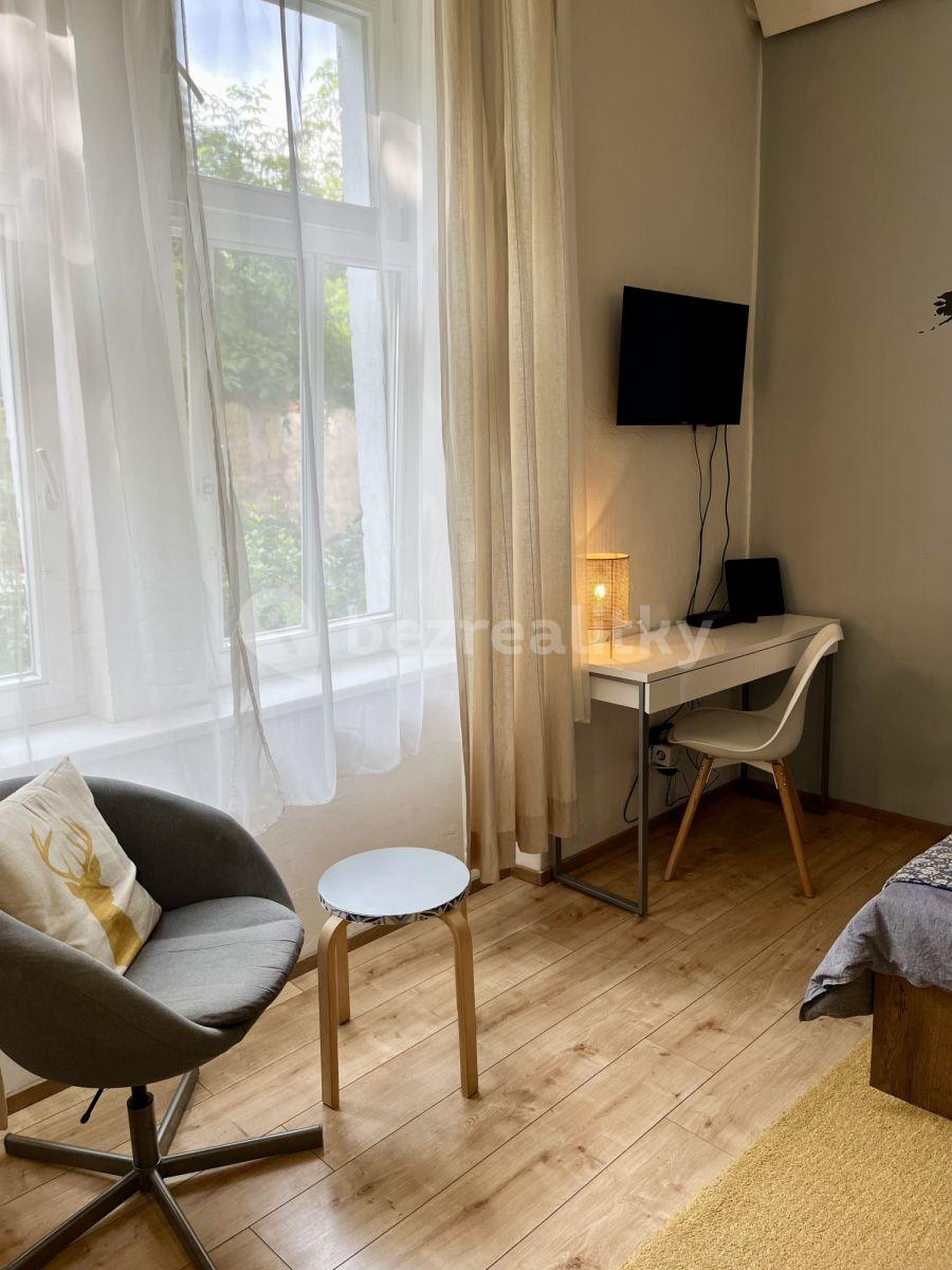 Pronájem bytu 1+kk 32 m², Nad Kolčavkou A, Praha, Praha