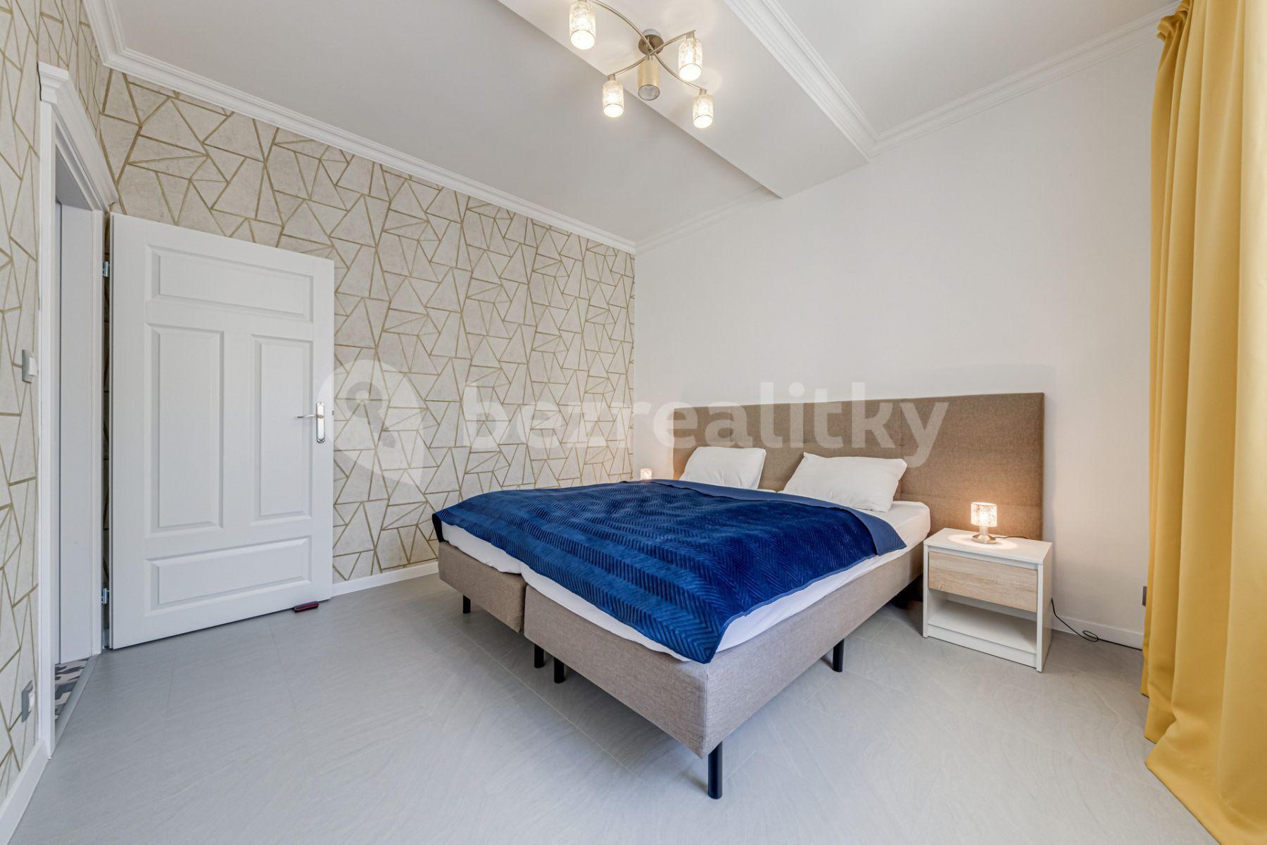 Pronájem bytu 2+kk 60 m², Mečislavova, Praha, Praha