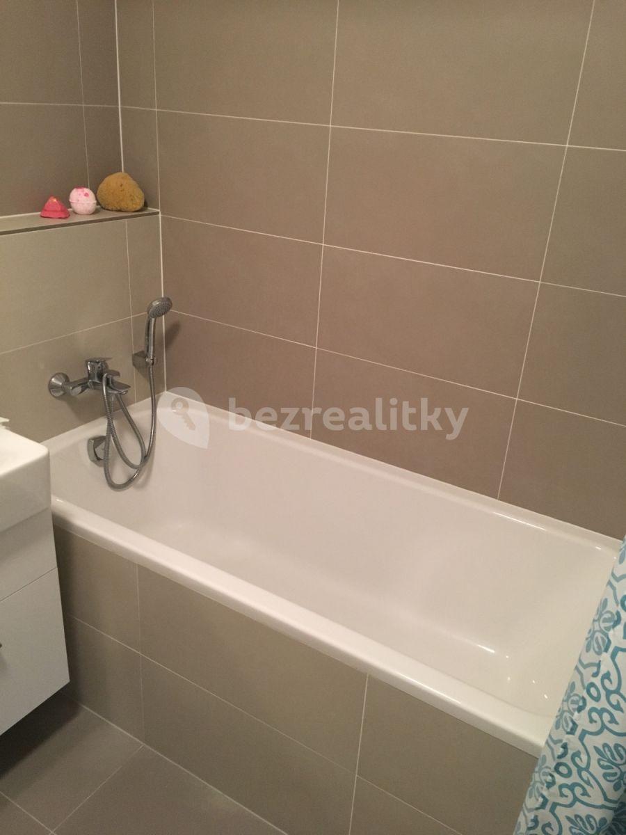 Pronájem bytu 2+kk 37 m², Učňovská, Praha, Praha