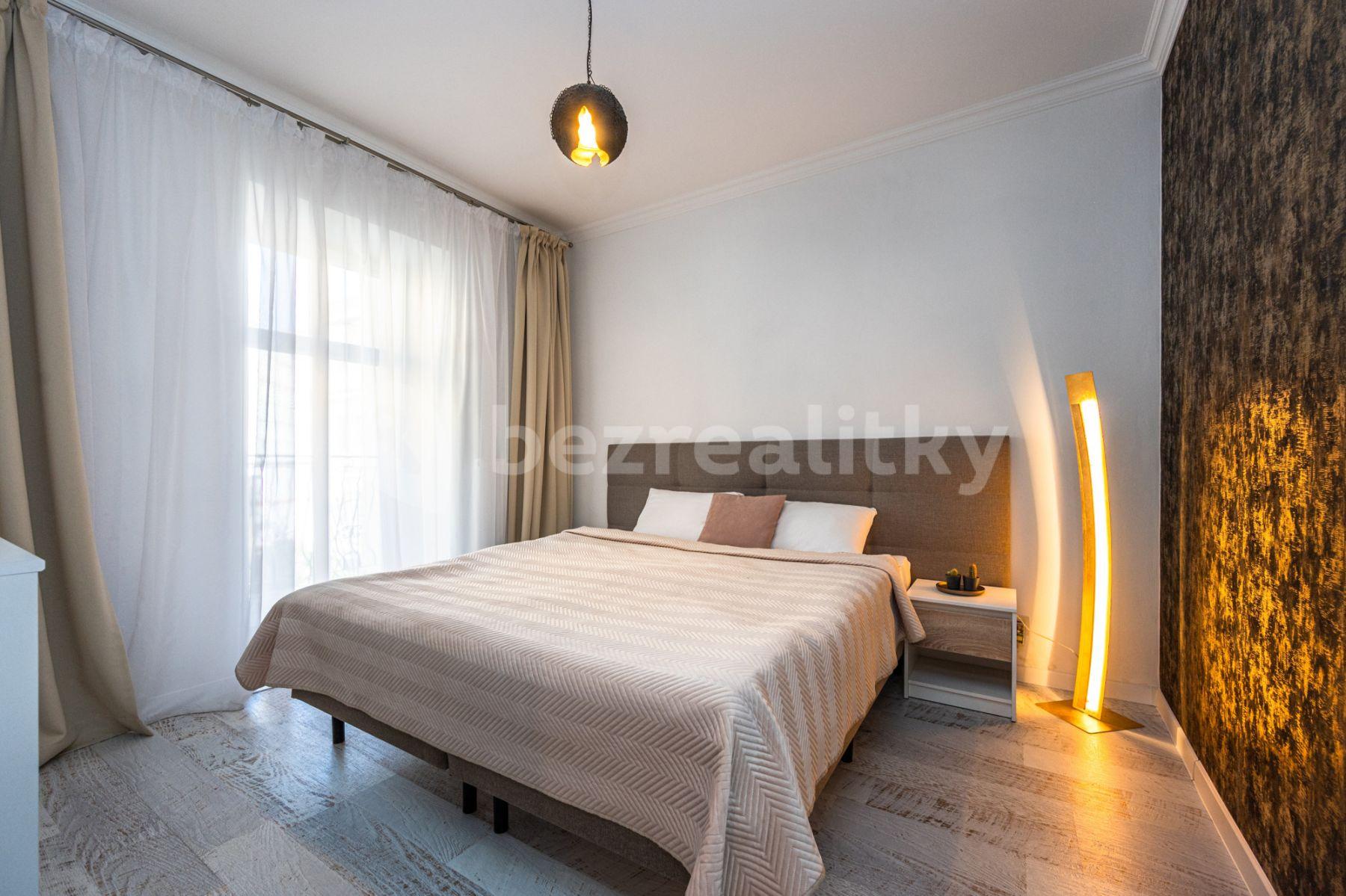 Pronájem bytu 2+1 60 m², Mečislavova, Praha, Praha