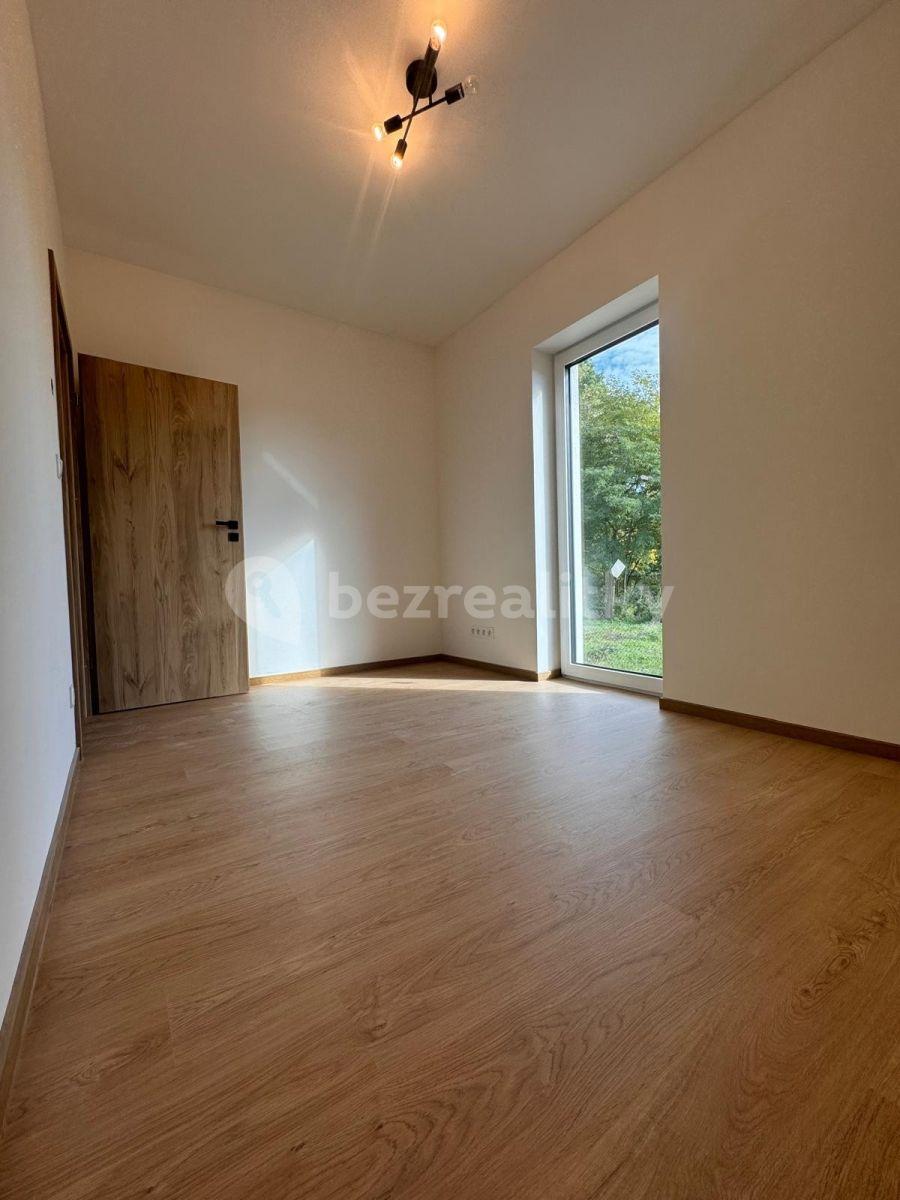 Prodej domu 196 m², pozemek 879 m², U Lesíka, Nová Ves, Středočeský kraj