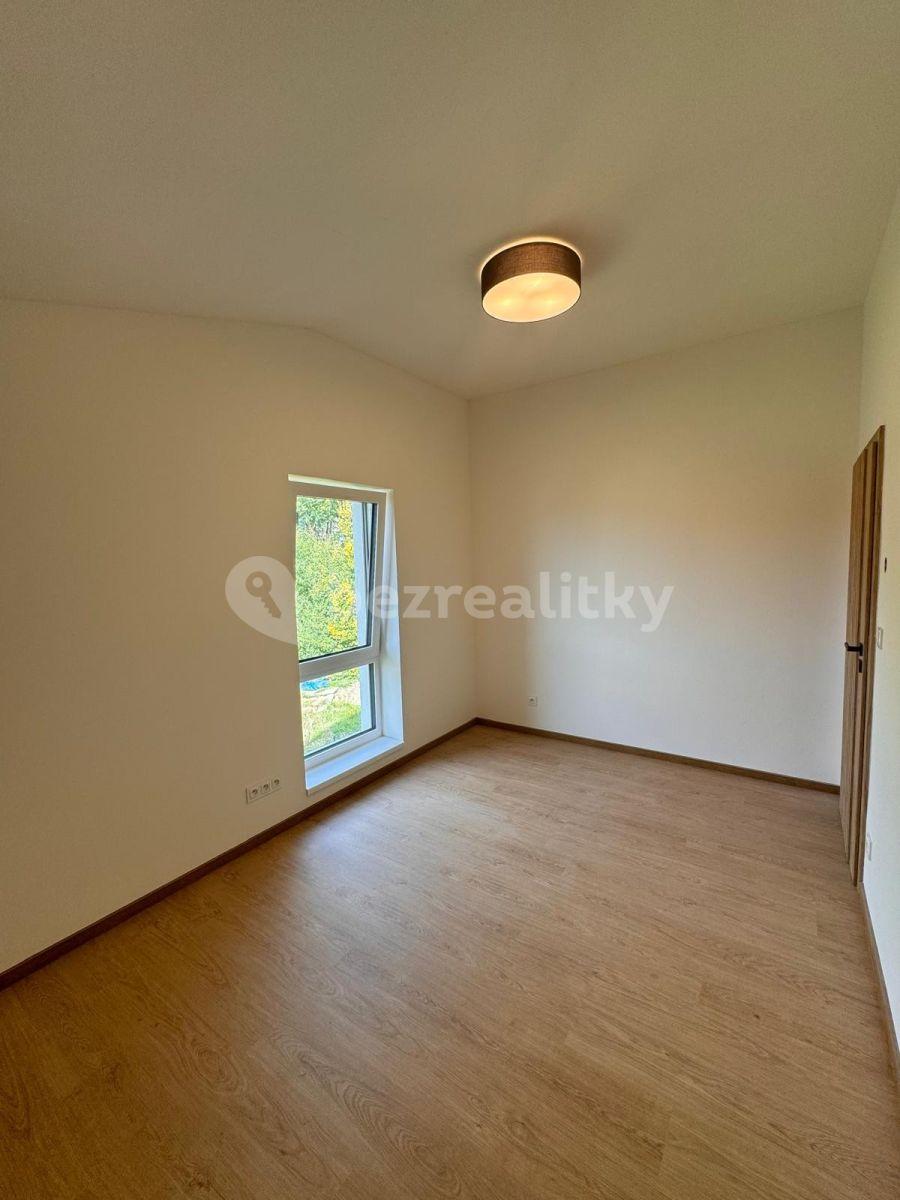 Prodej domu 196 m², pozemek 879 m², U Lesíka, Nová Ves, Středočeský kraj