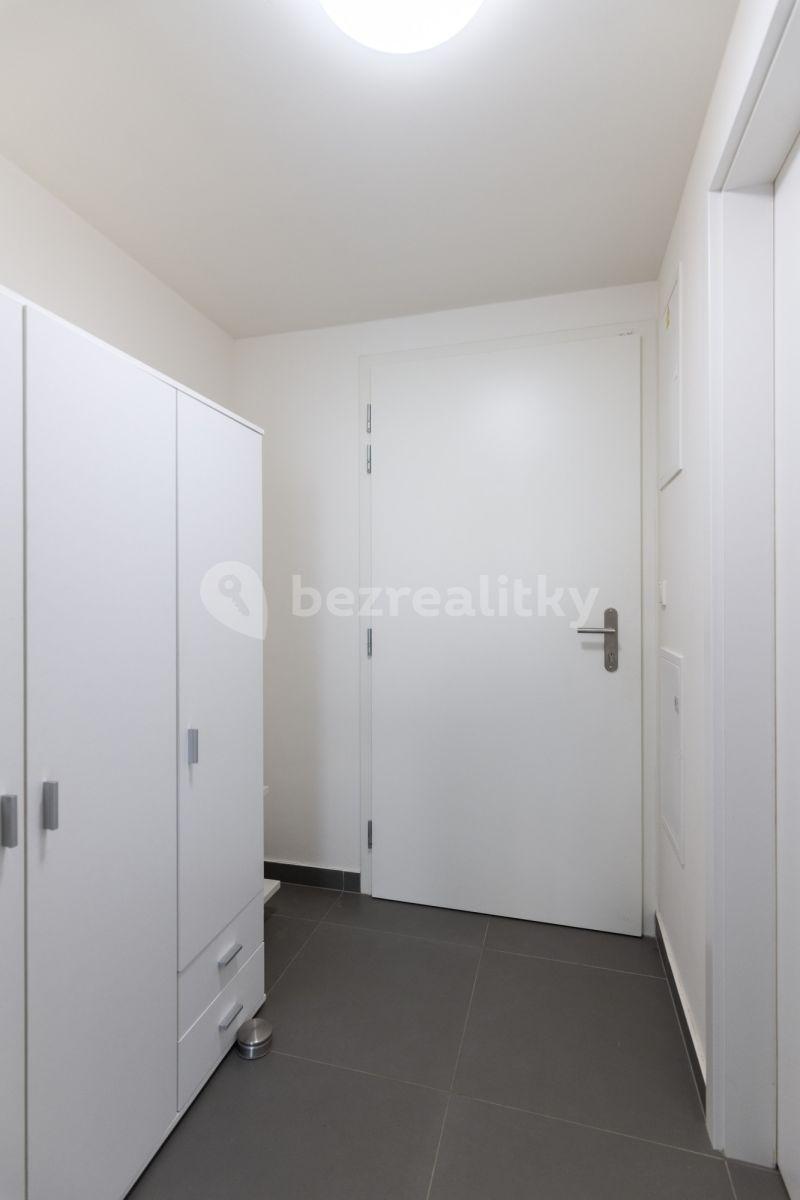 Pronájem bytu 1+1 35 m², Hlaváčkova, Praha, Praha