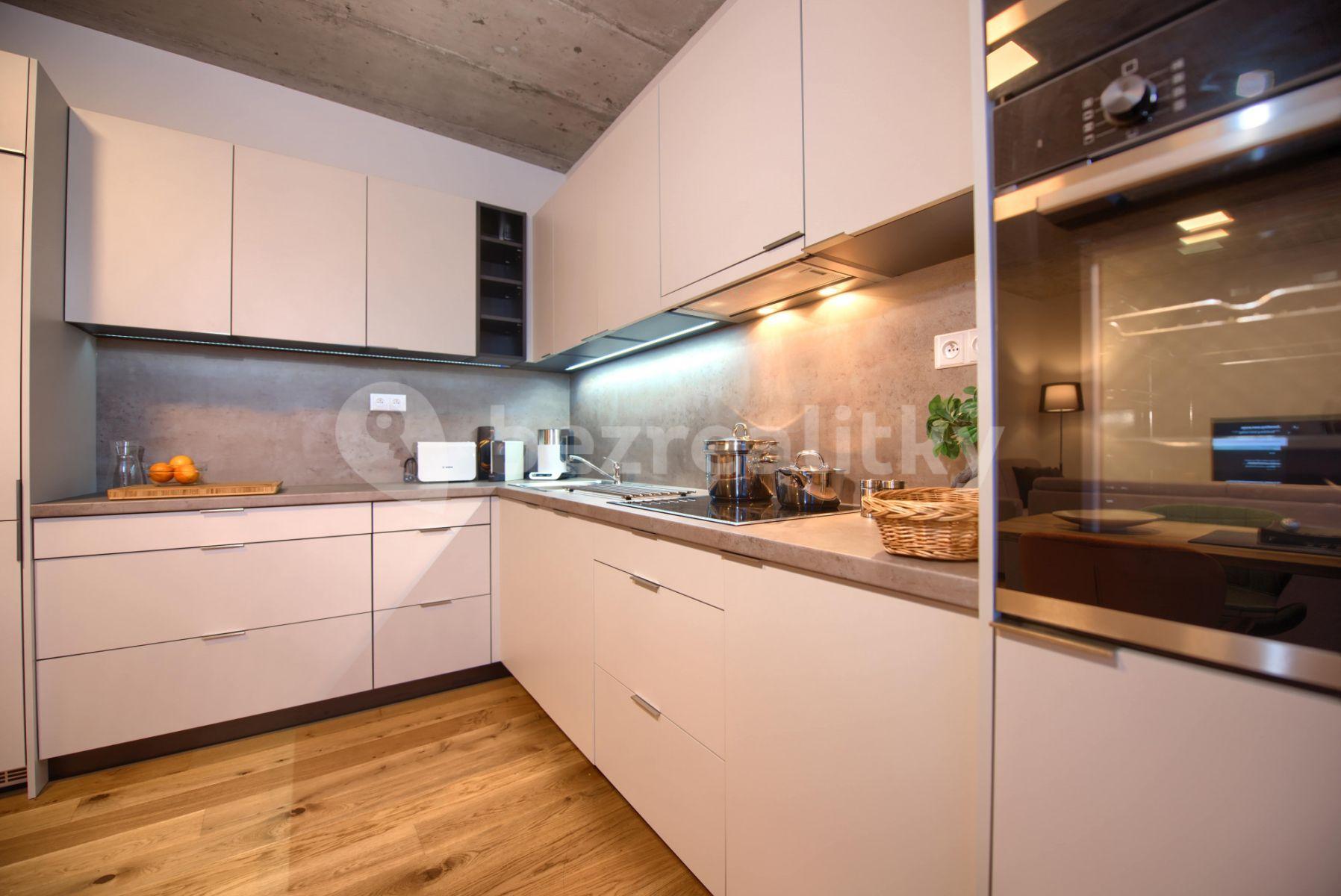 Pronájem bytu 3+kk 90 m², Soukenická, Praha, Praha