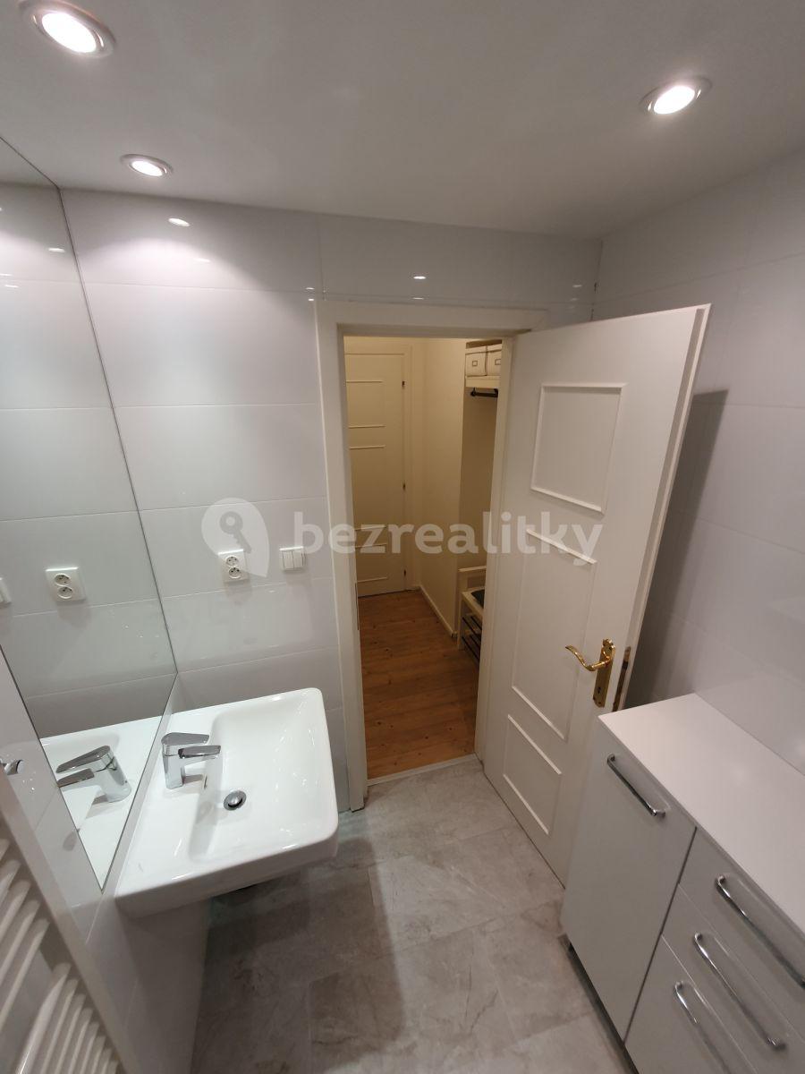 Pronájem bytu 1+1 23 m², U Pernikářky, Praha, Praha