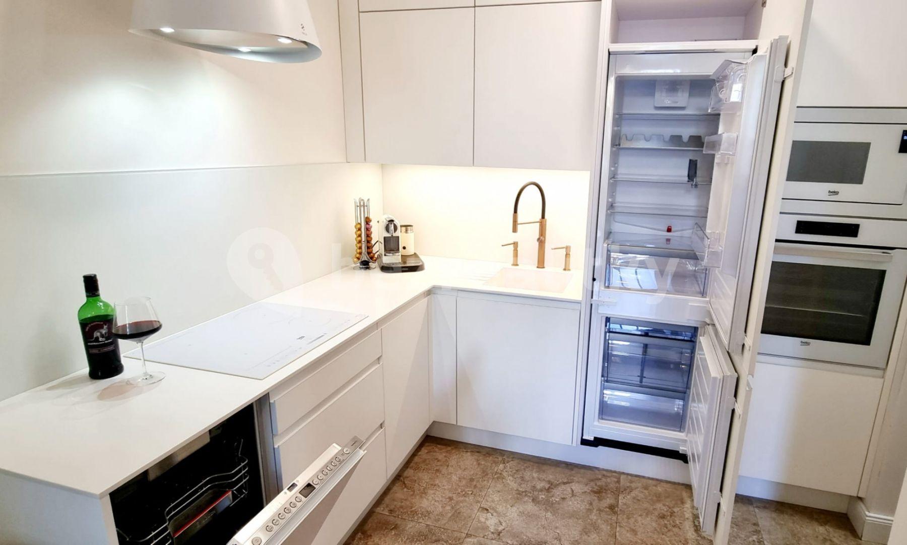 Pronájem bytu 2+kk 70 m², U Rajské zahrady, Praha, Praha