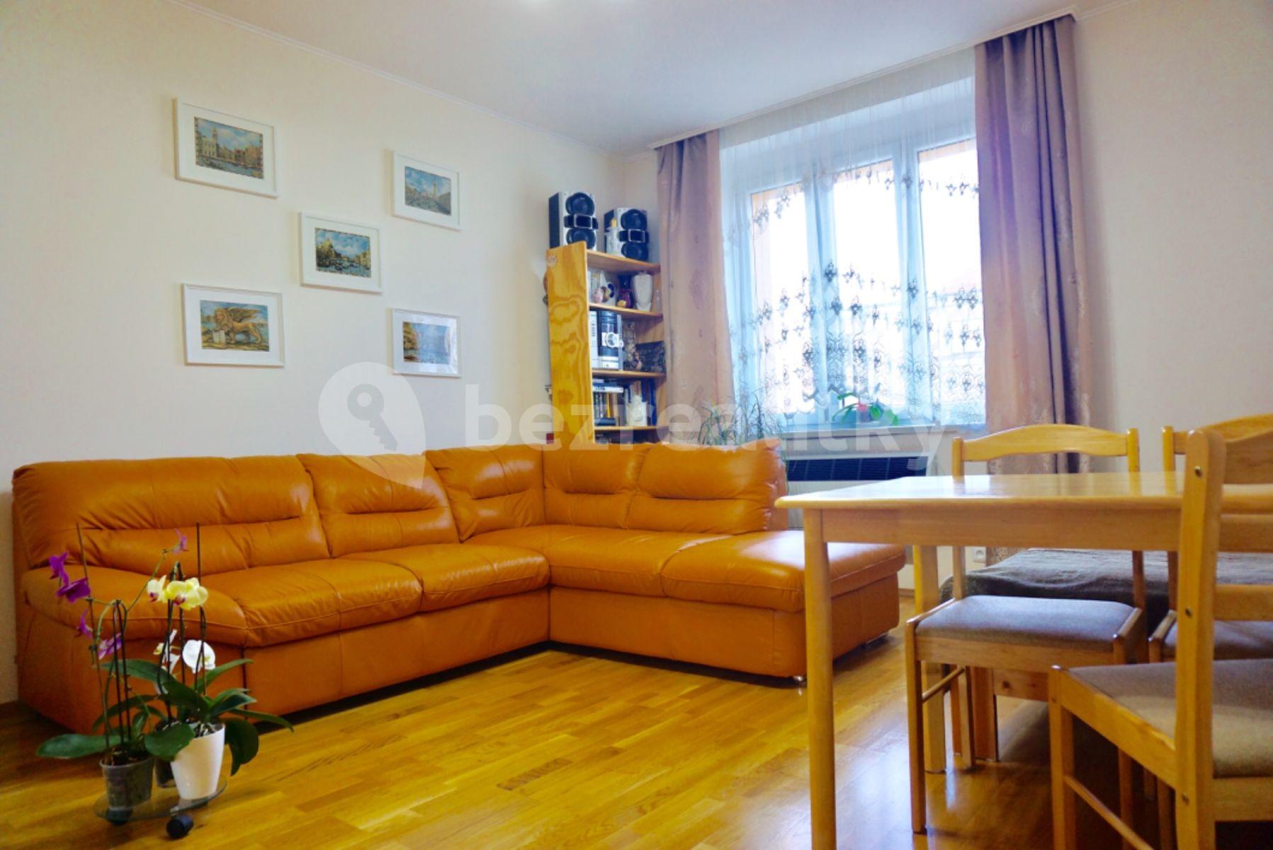 Prodej bytu 2+1 55 m², Na Veselí, Praha, Praha