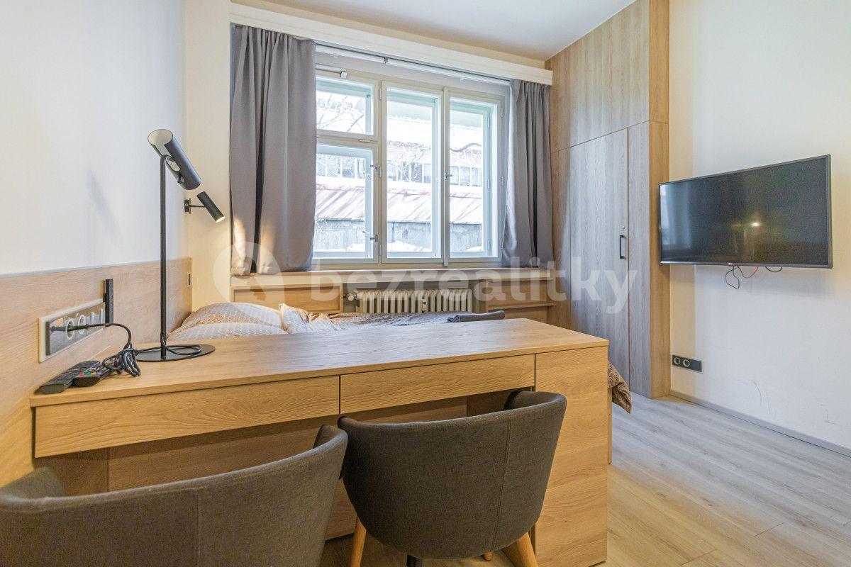 Pronájem bytu 1+kk 25 m², Stroupežnického, Praha, Praha