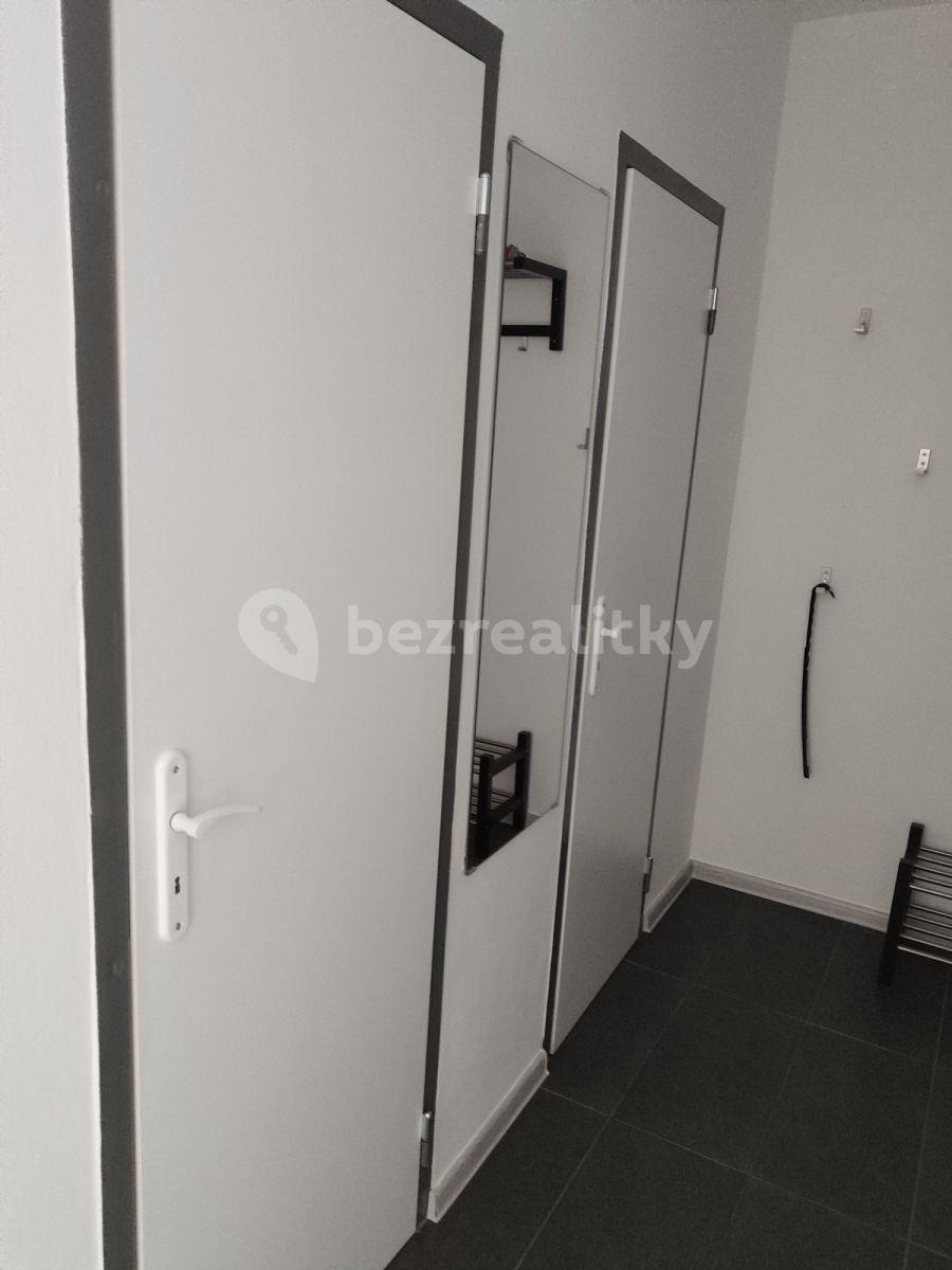 Pronájem bytu 1+1 40 m², Mamateyova, Petržalka, Bratislavský kraj