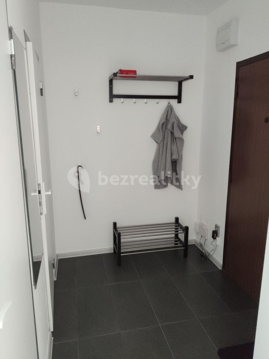 Pronájem bytu 1+1 40 m², Mamateyova, Petržalka, Bratislavský kraj